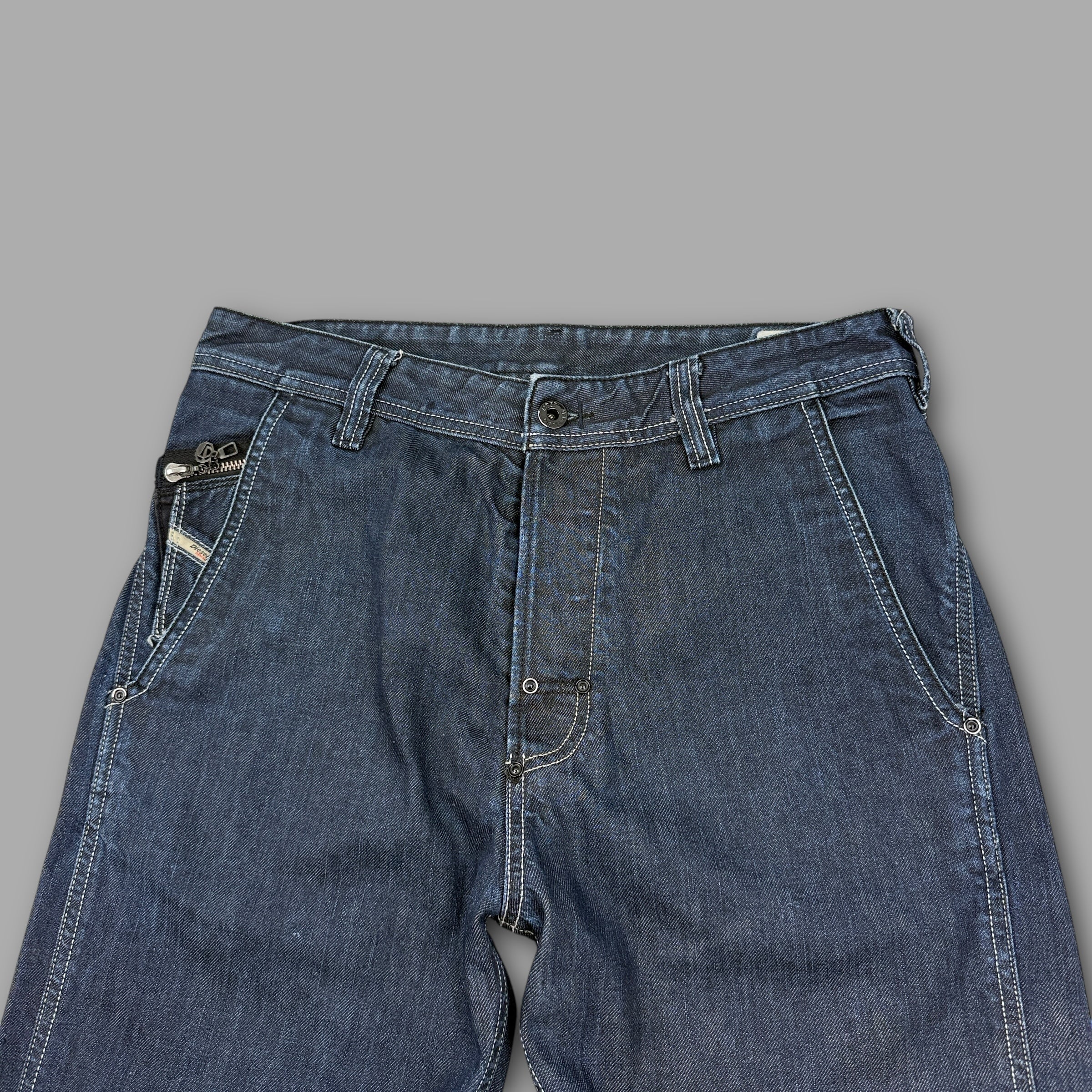 Diesel 2000's contrast stitch bootcut pheyo jeans (S)