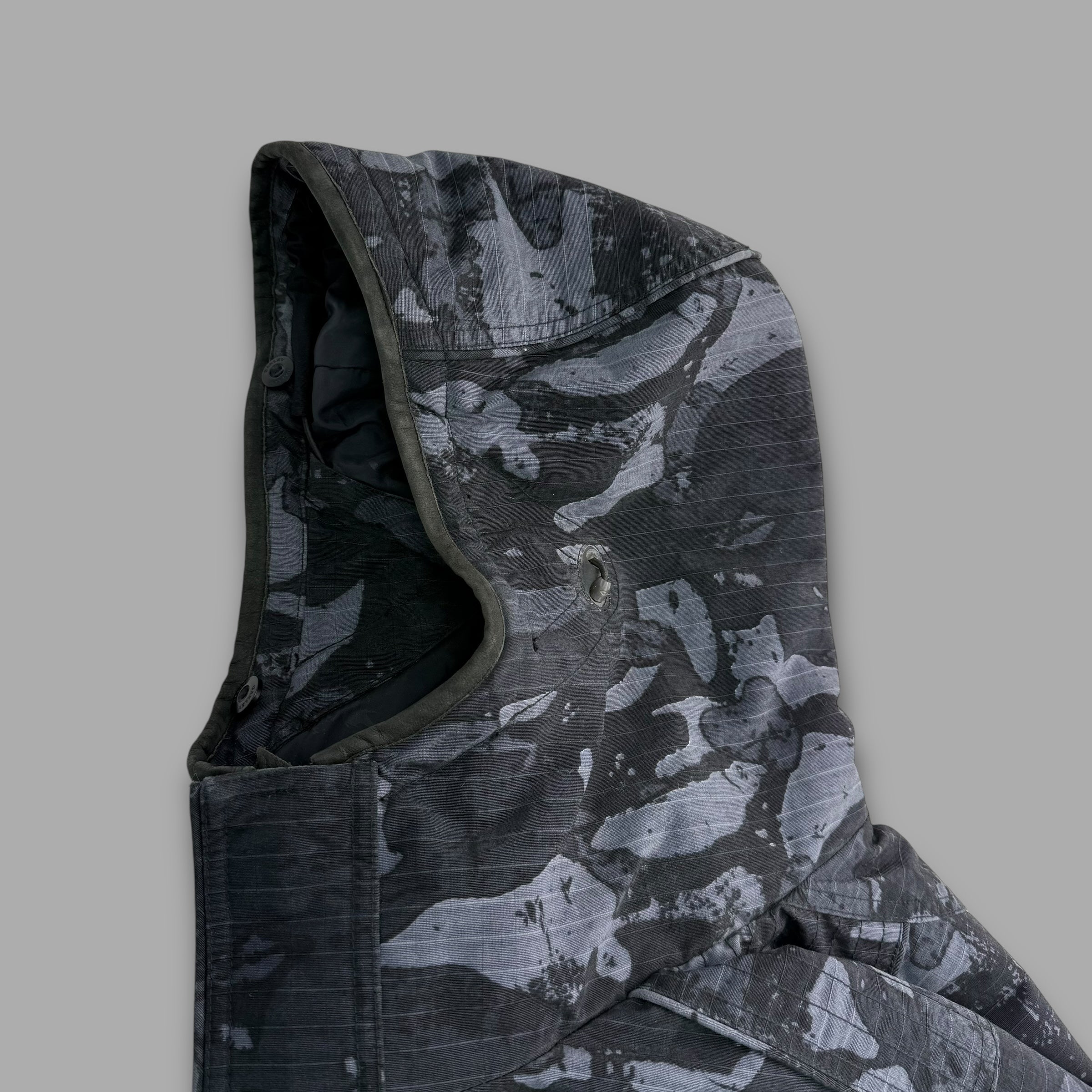 Oakley 2000's tactical field gear blade cut camo shell jacket (S)