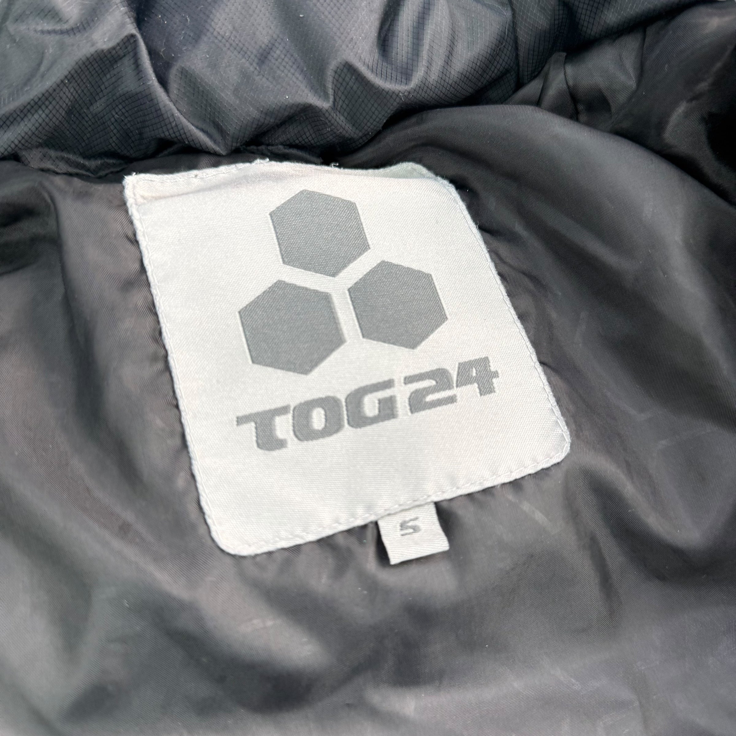 Tog24 2000's technical paneled downfilled puffer jacket (S)