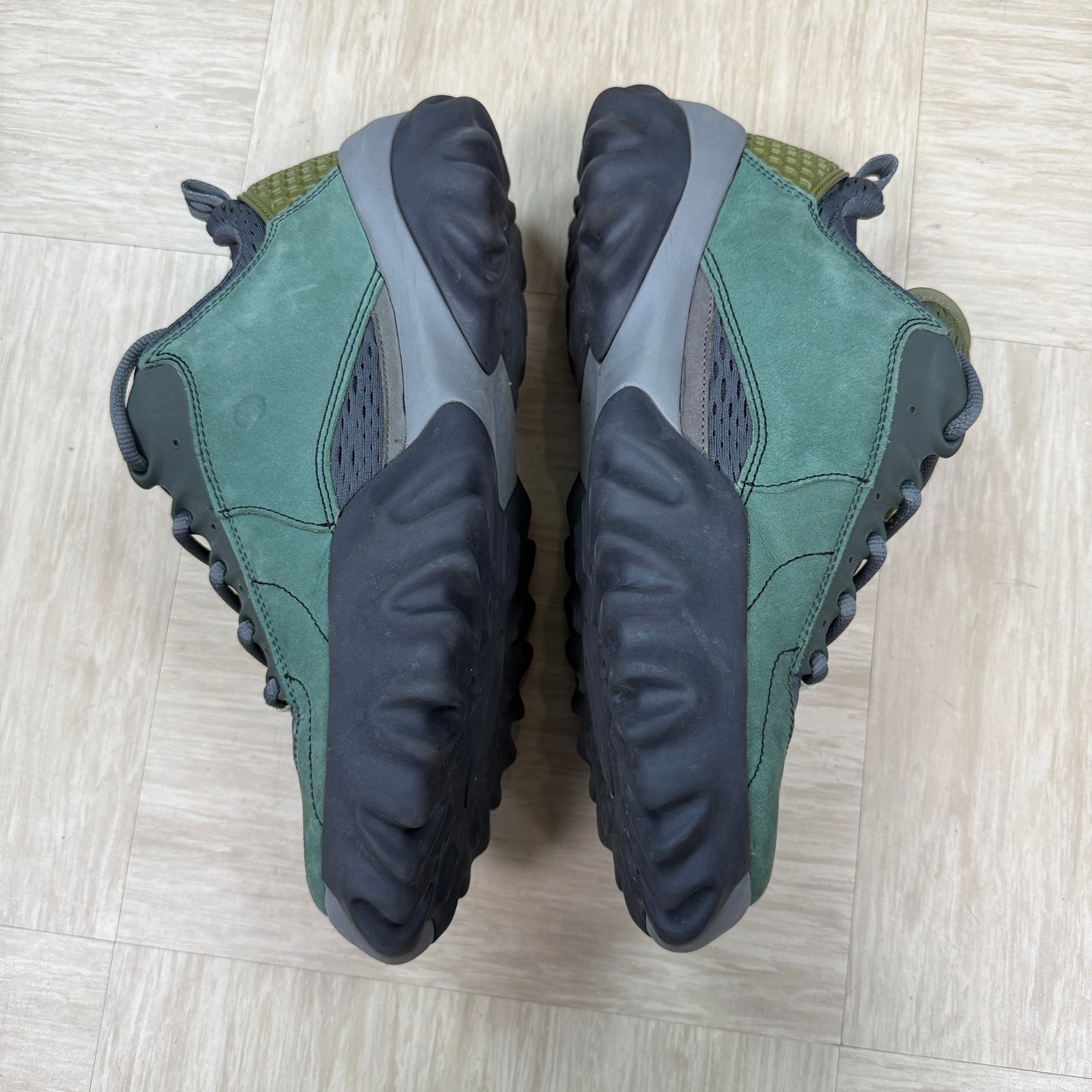 Oakley factory team nubuck chopsaw (UK8)