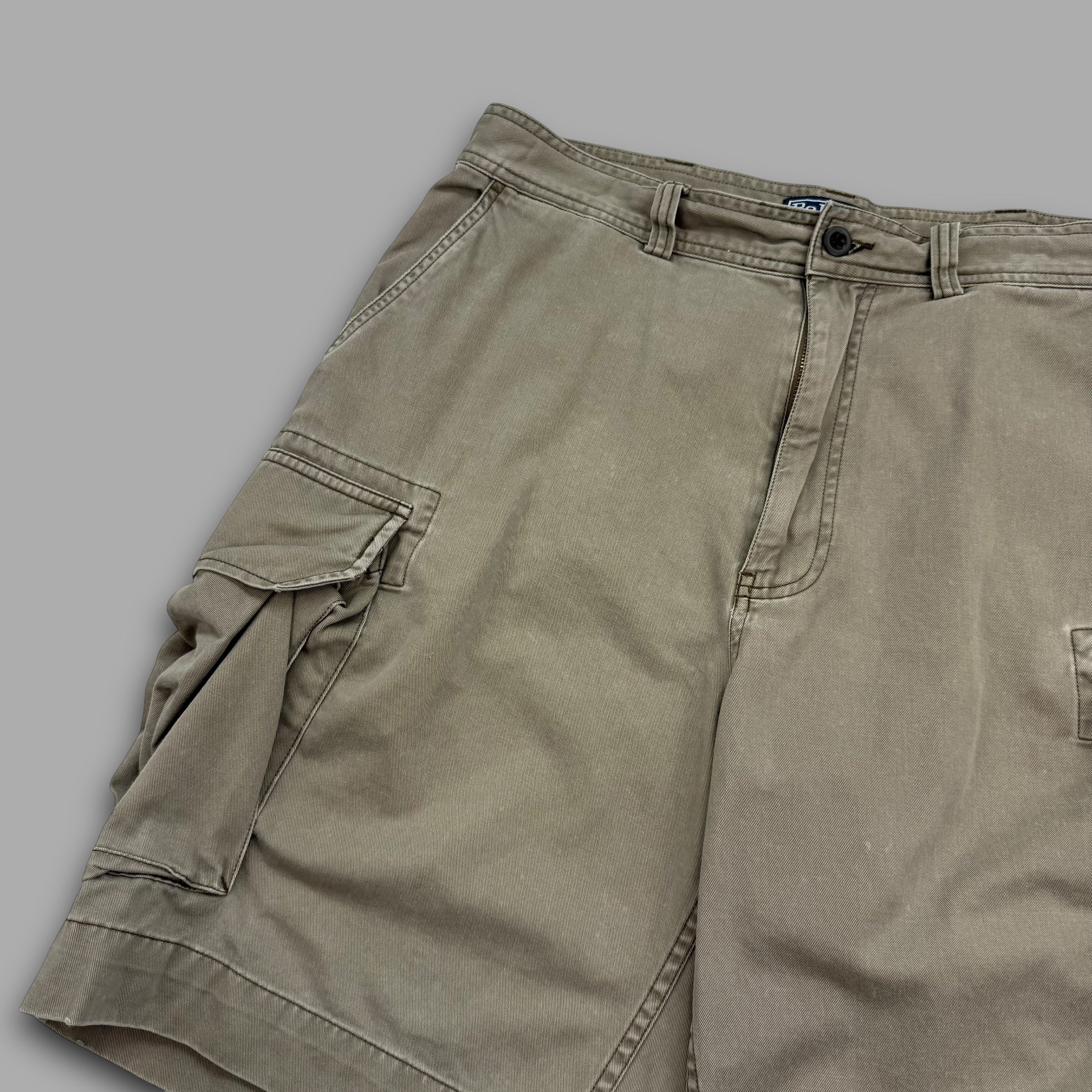 Ralph lauren 2000's baggy cargo shorts (M)