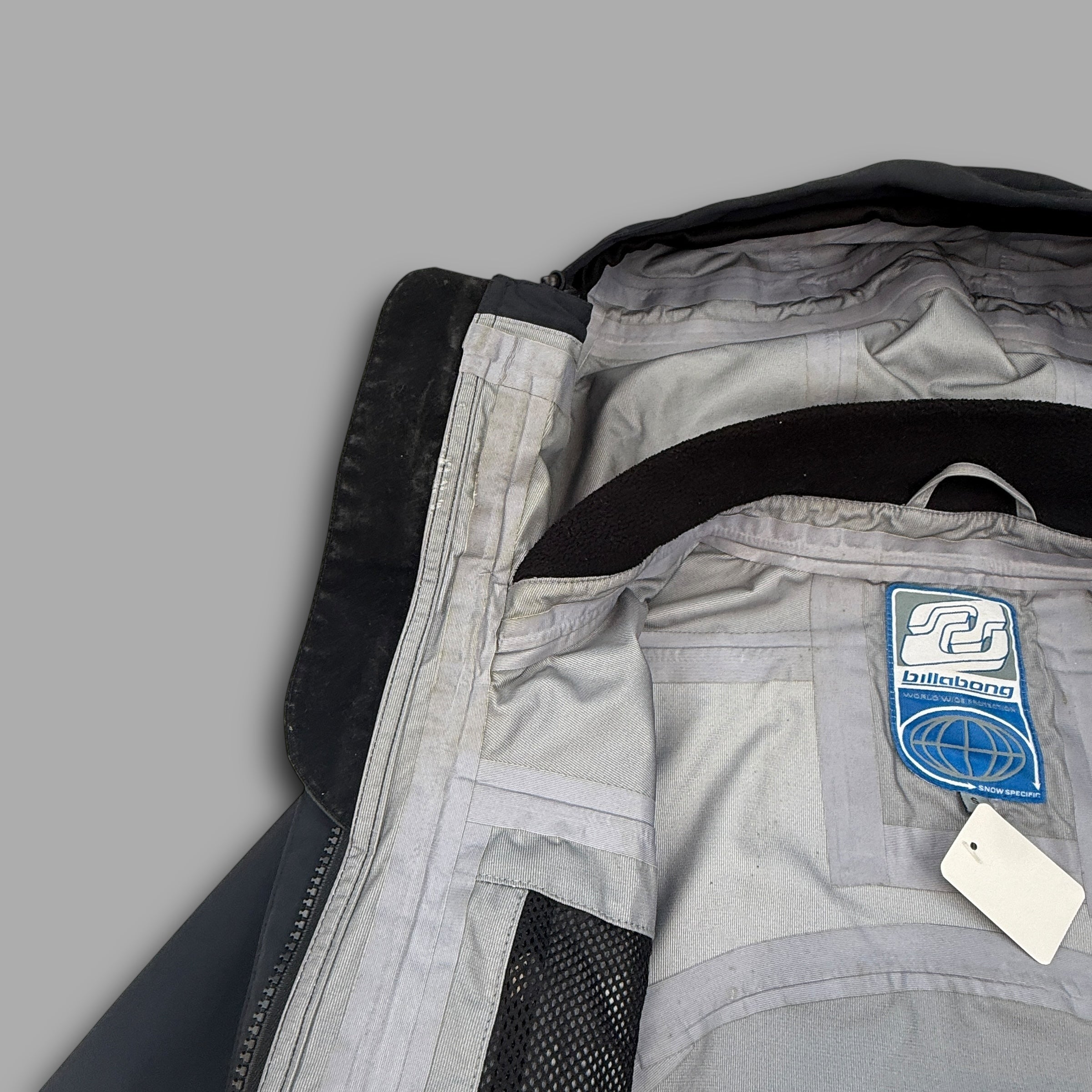 Billabong 2000's technical dual pocket taped seams ski jacket (S-M)
