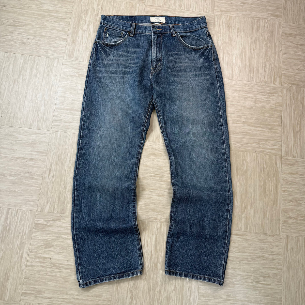 No fear 2000's relaxed fit denim straight leg jeans (S)