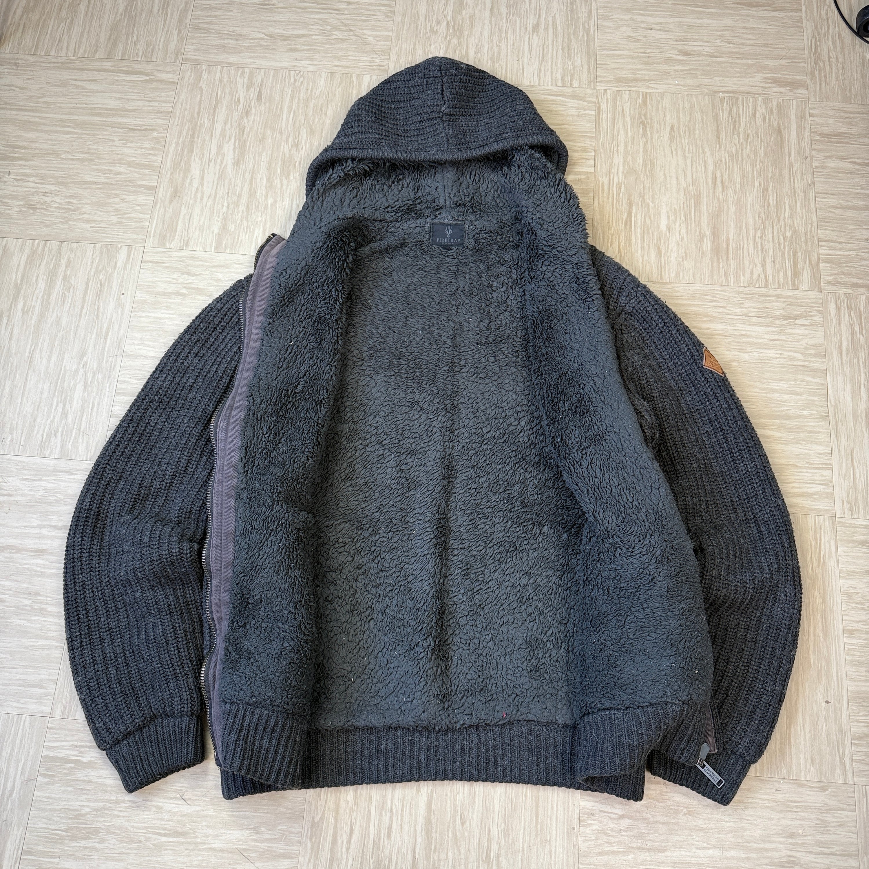 Firetrap 2000's heavy sherpa lined hooded knit jacket (XL)