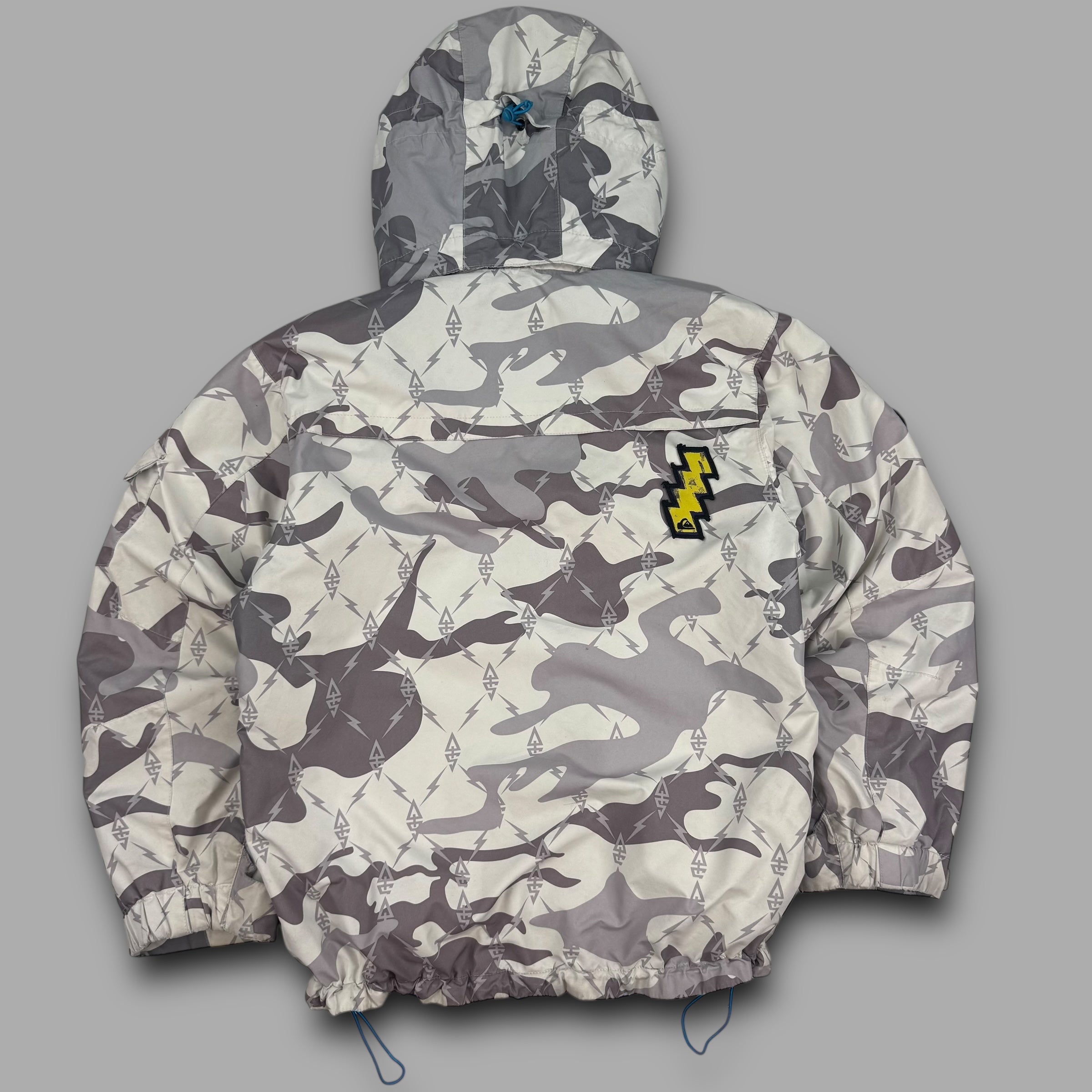 Quiksilver 2000's technical multi-pocket camo softshell ski jacket (L) wms