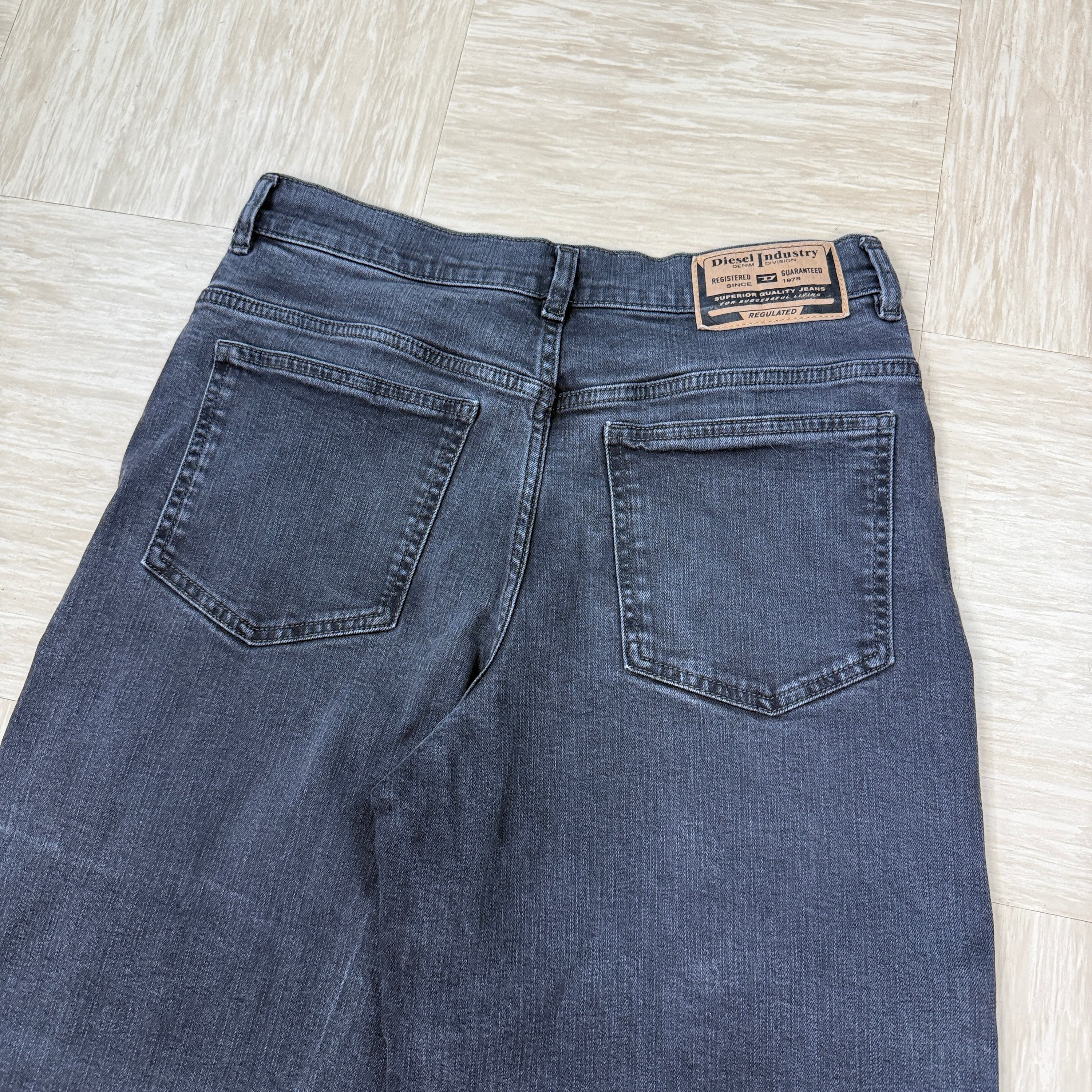 Diesel 2000's wide leg denim jeans (S)