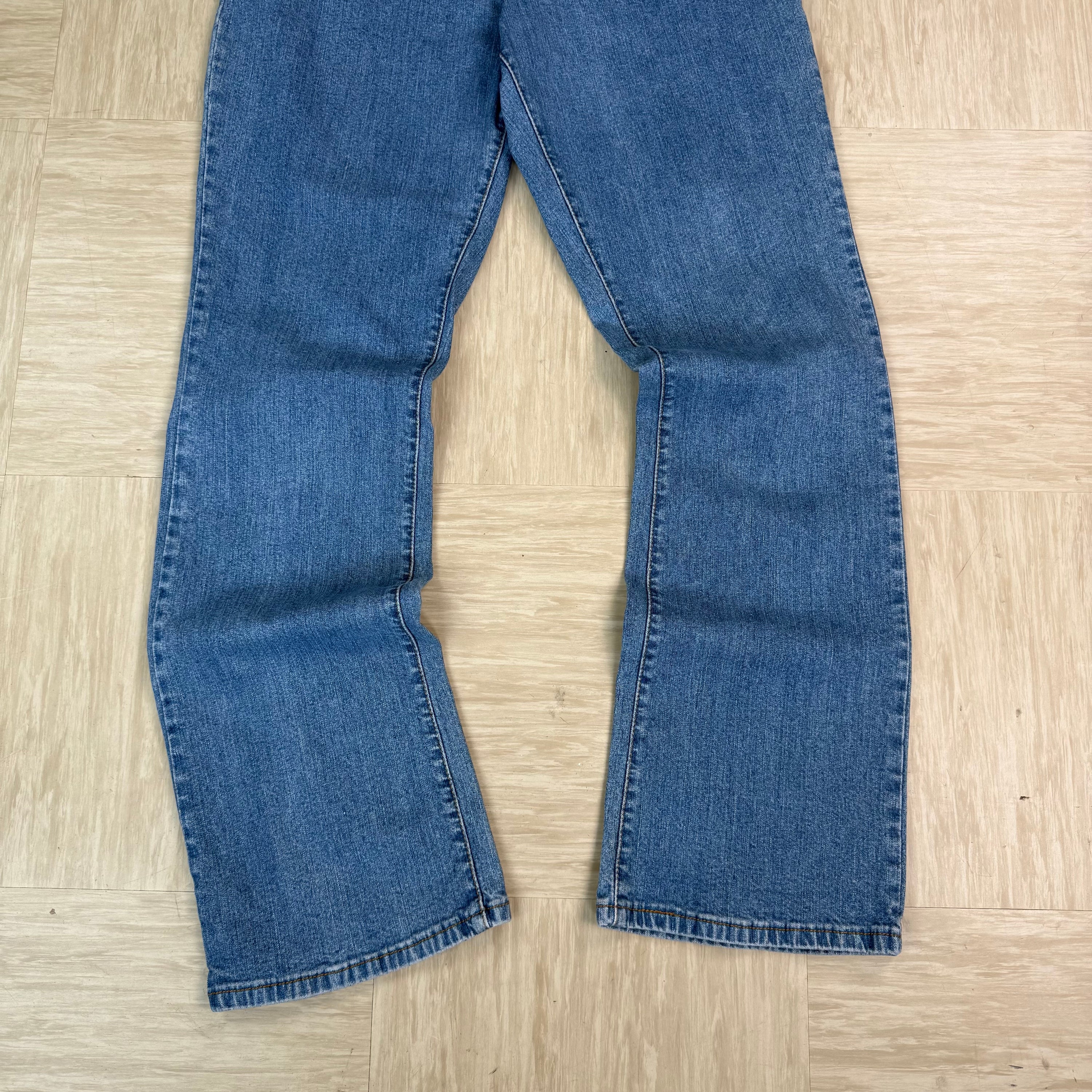 Levi's 550 2000's relaxed bootcut light washed denim jeans (S)