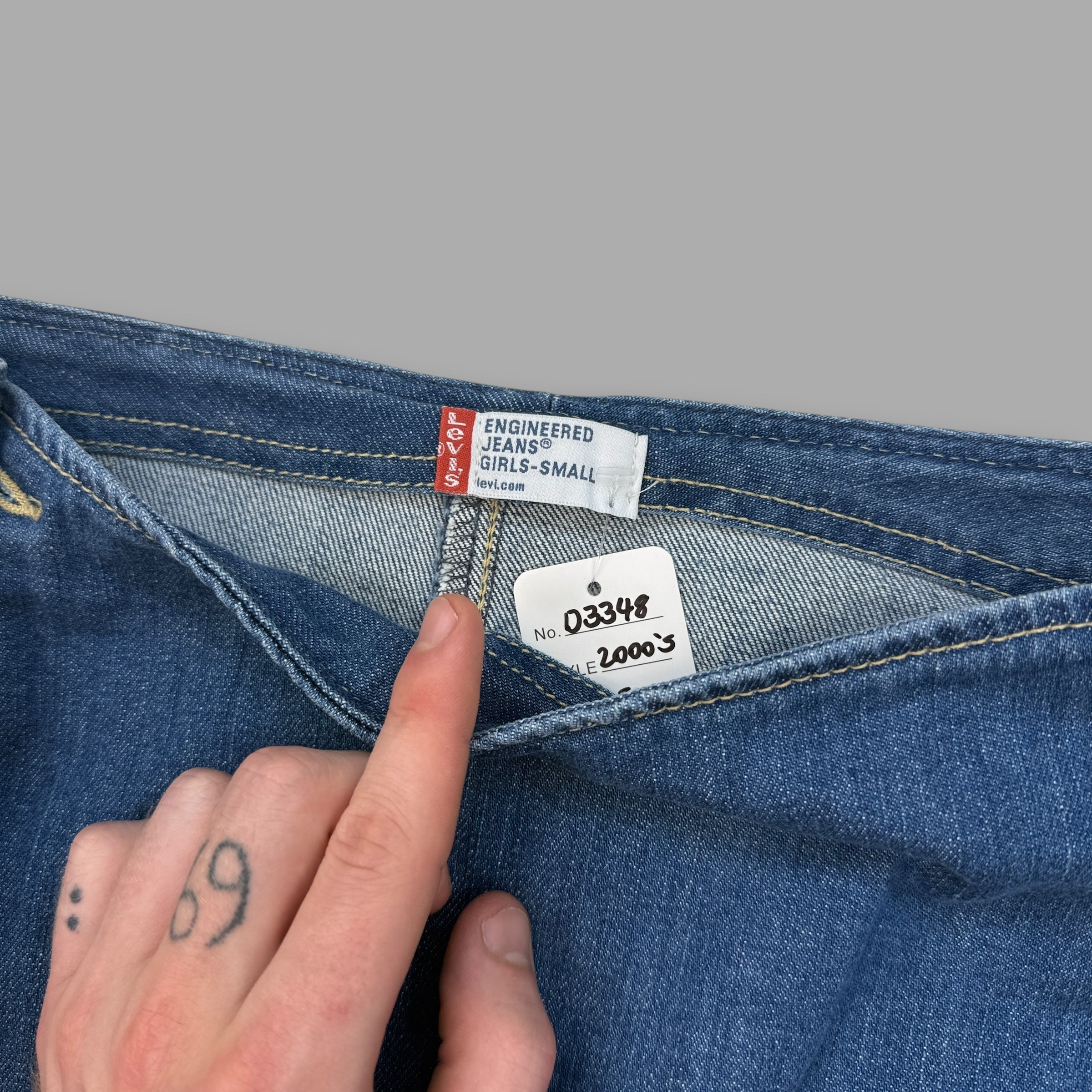 Levi's engineered 2000's technical denim wrap skirt (S)
