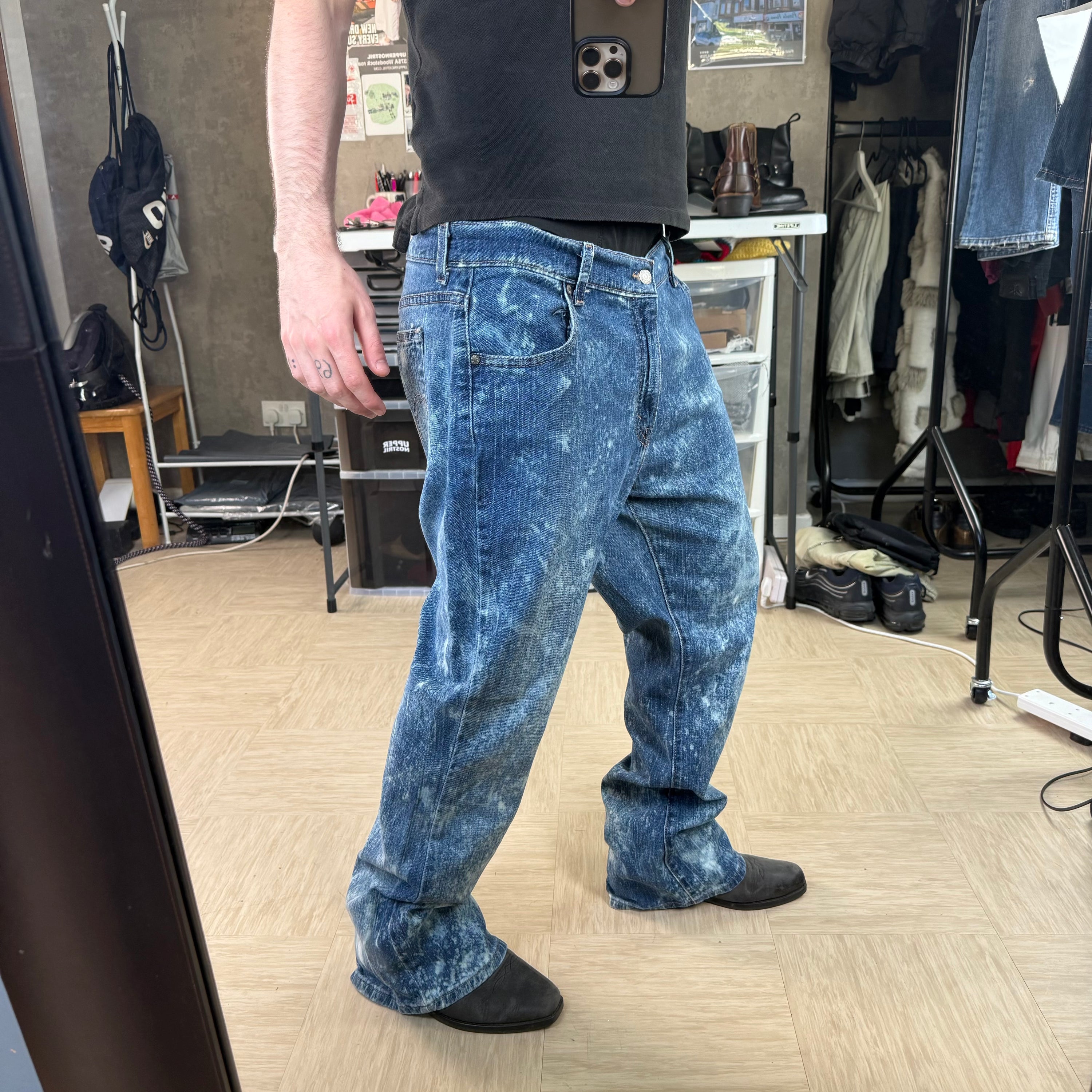 Levi's 515 2000's nouveau bootcut acid washed denim jeans (M-L)