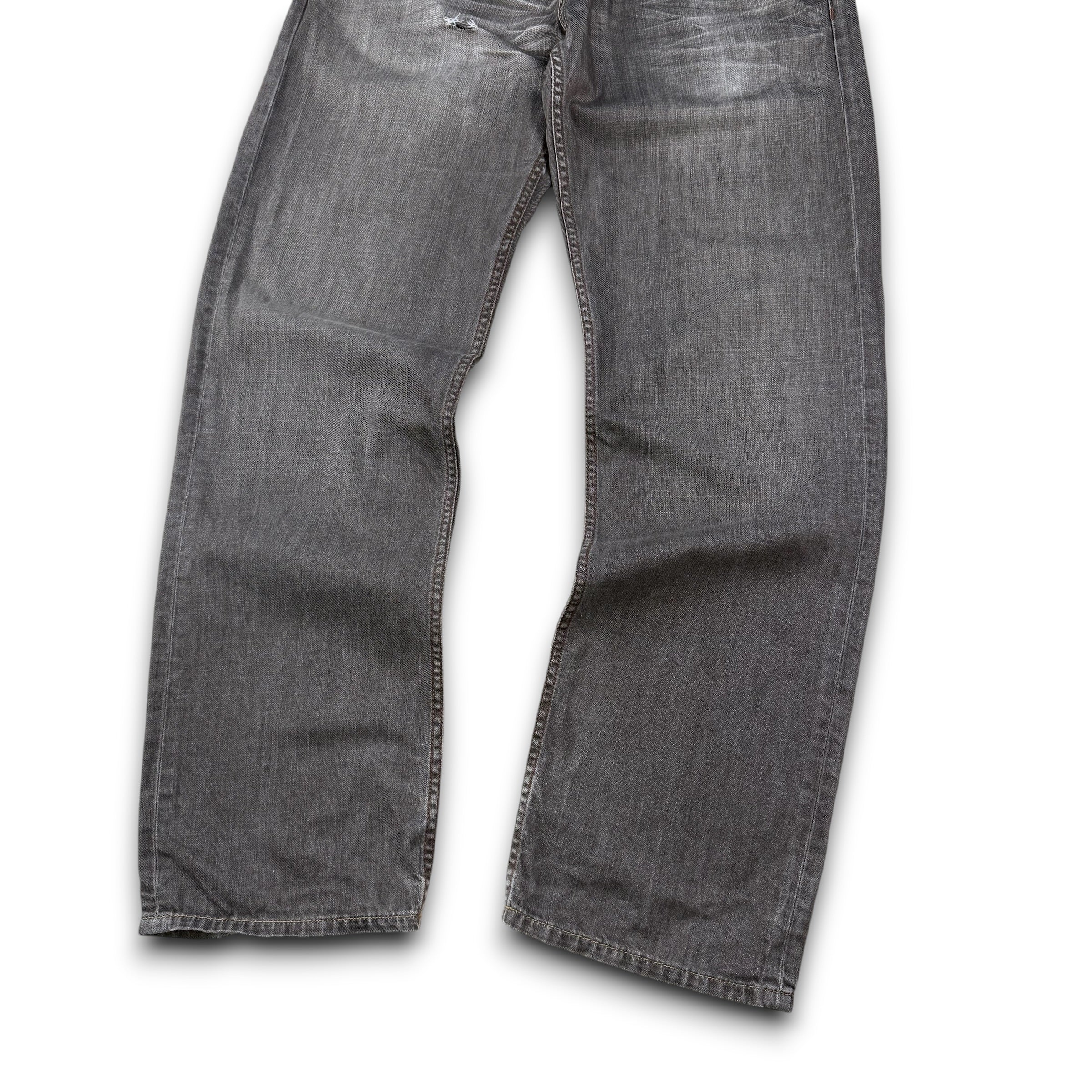 Timberland 2000's distressed bootcut denim jeans (L)