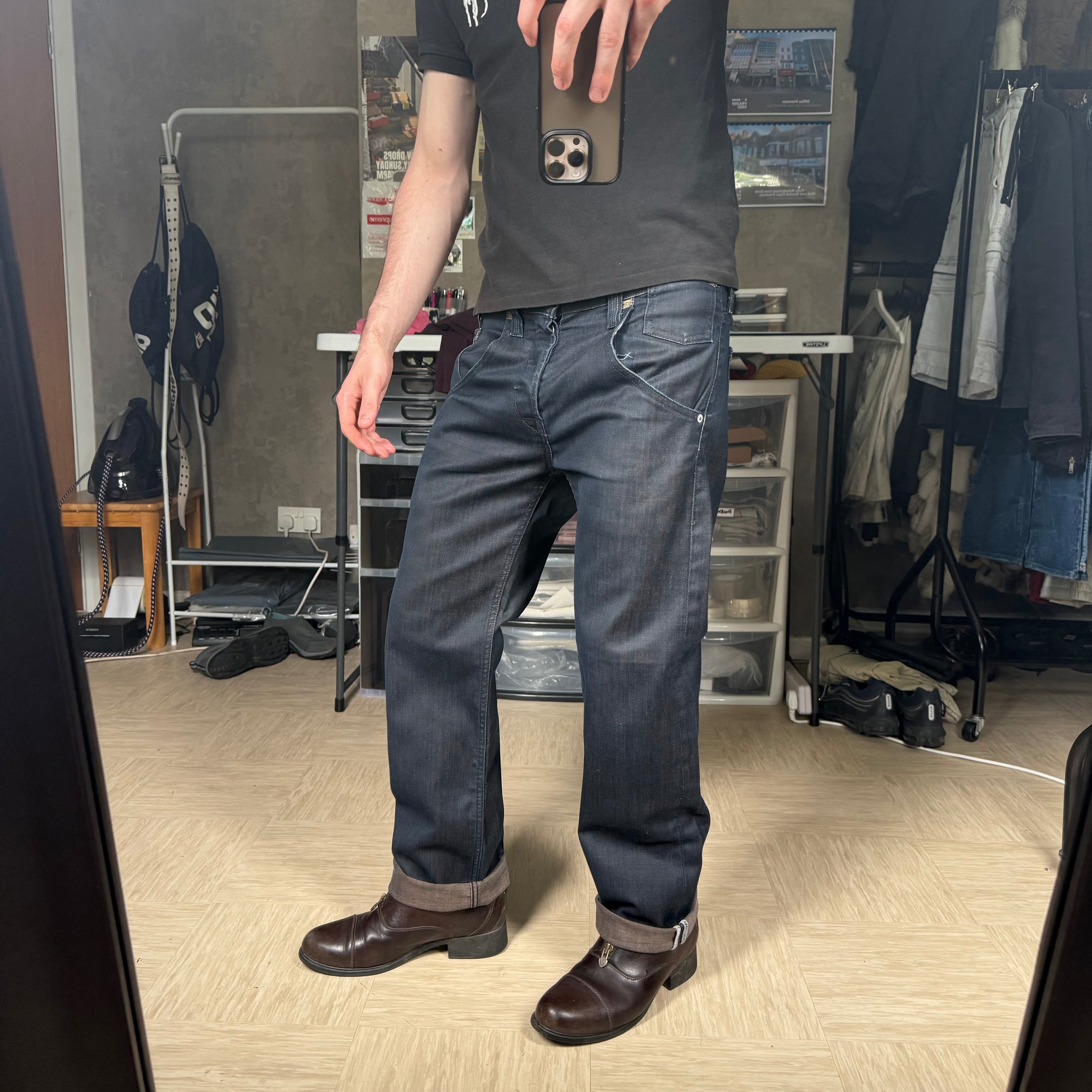 Levi's 533 2000's dark denim loose straight fitm jeans (S)