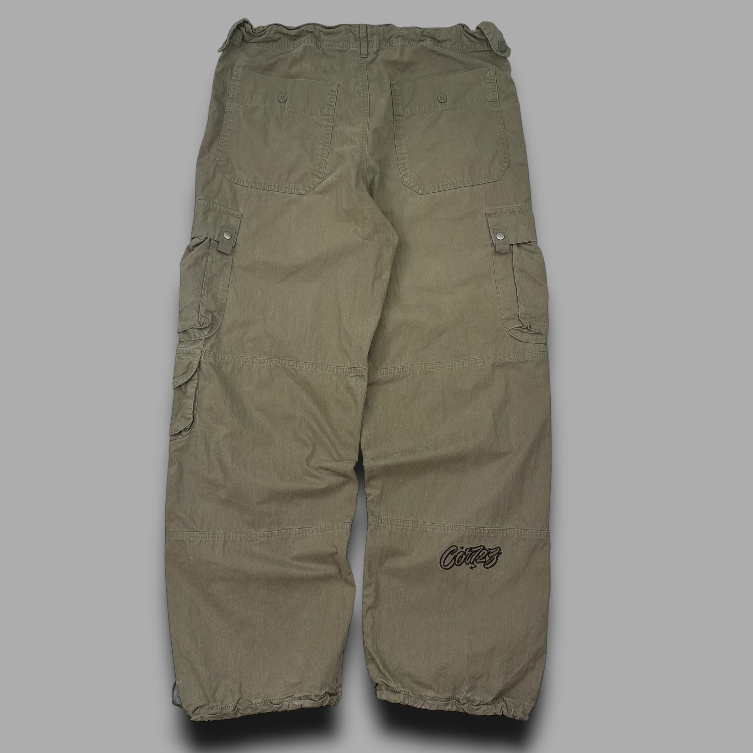 Nike cortiez 2000's baggy technical cargo bottoms (M)