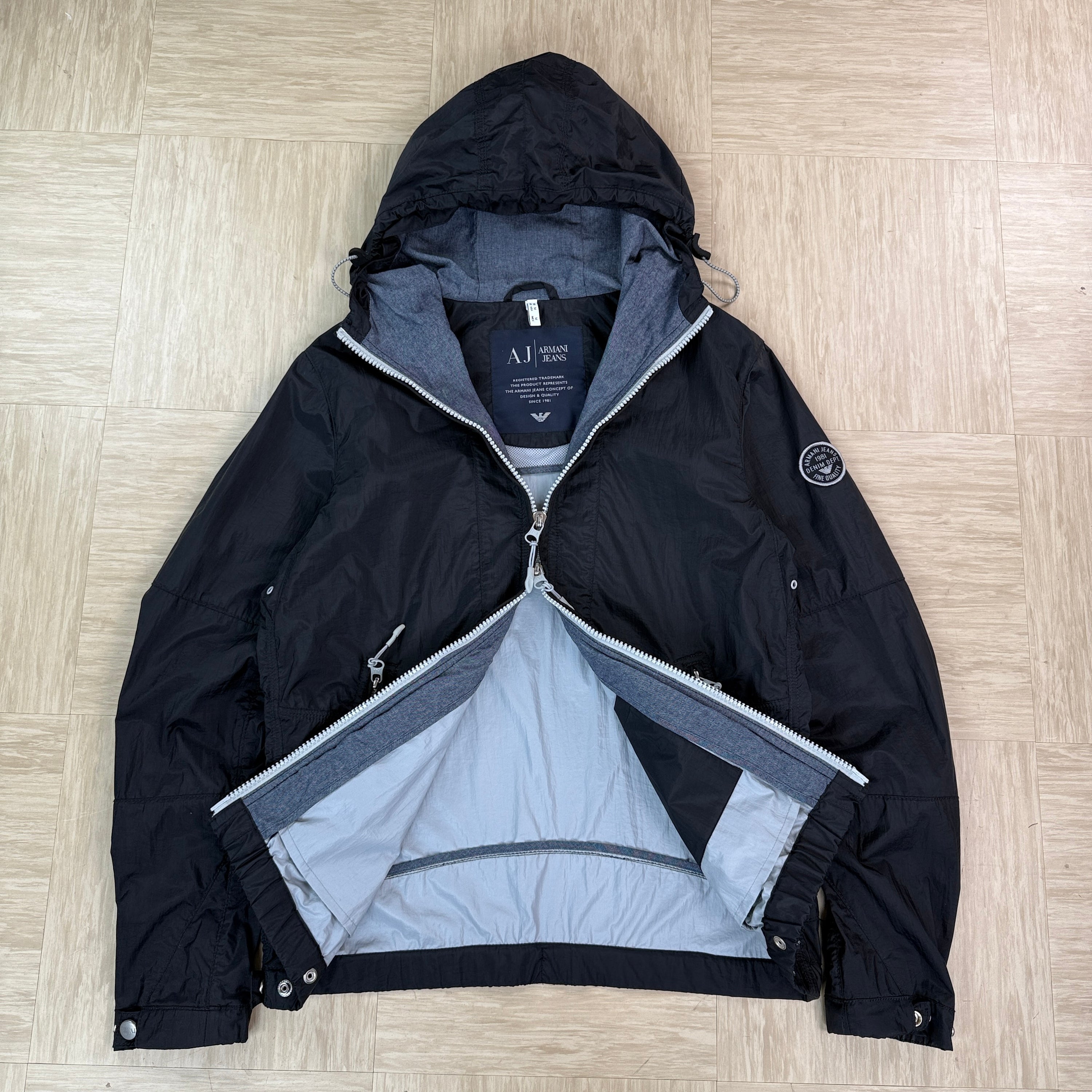 Armani jeans 2000's technical zip up nylon jacket (M)