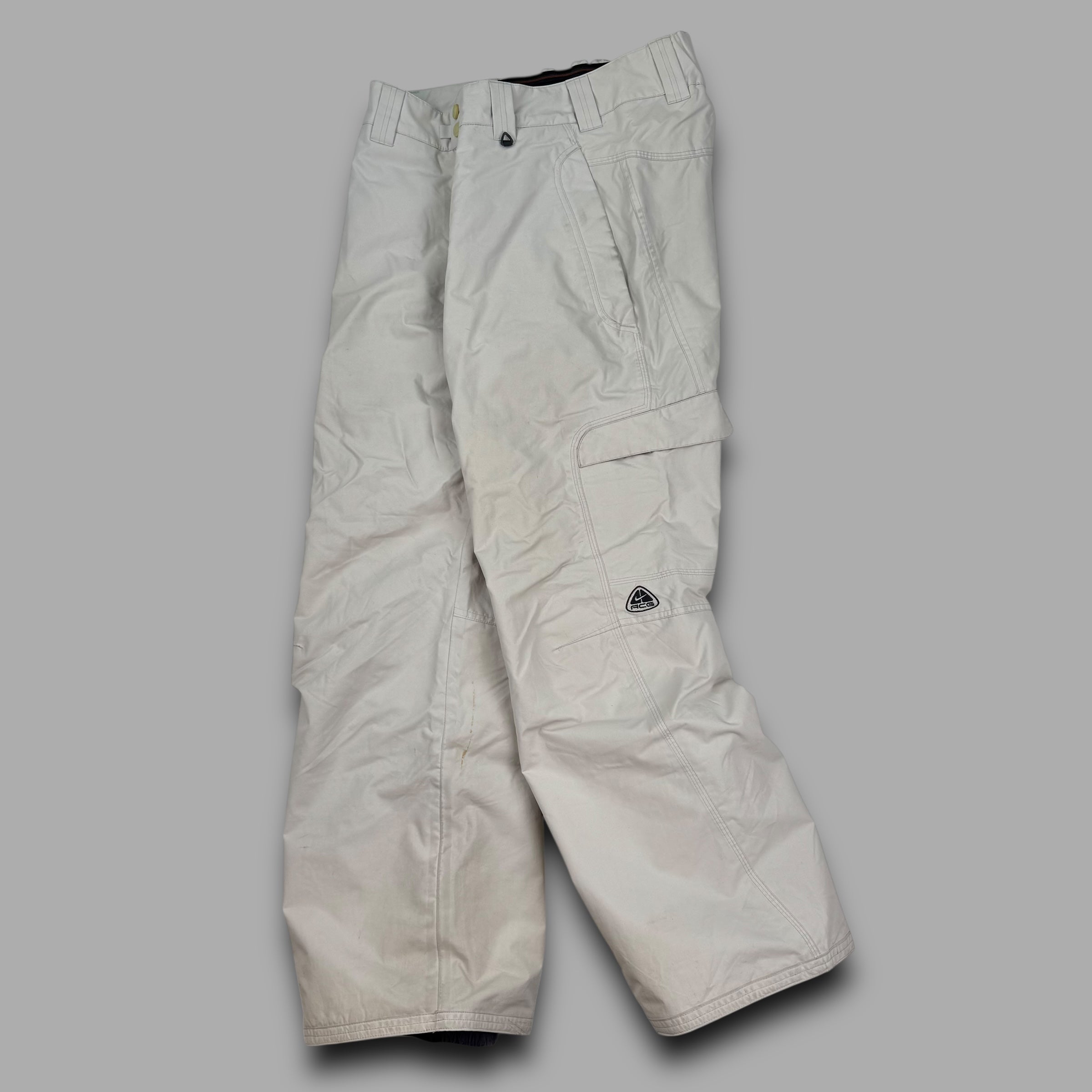 Nike ACG 2000's technical baggy cargo ski sallopettes (M)