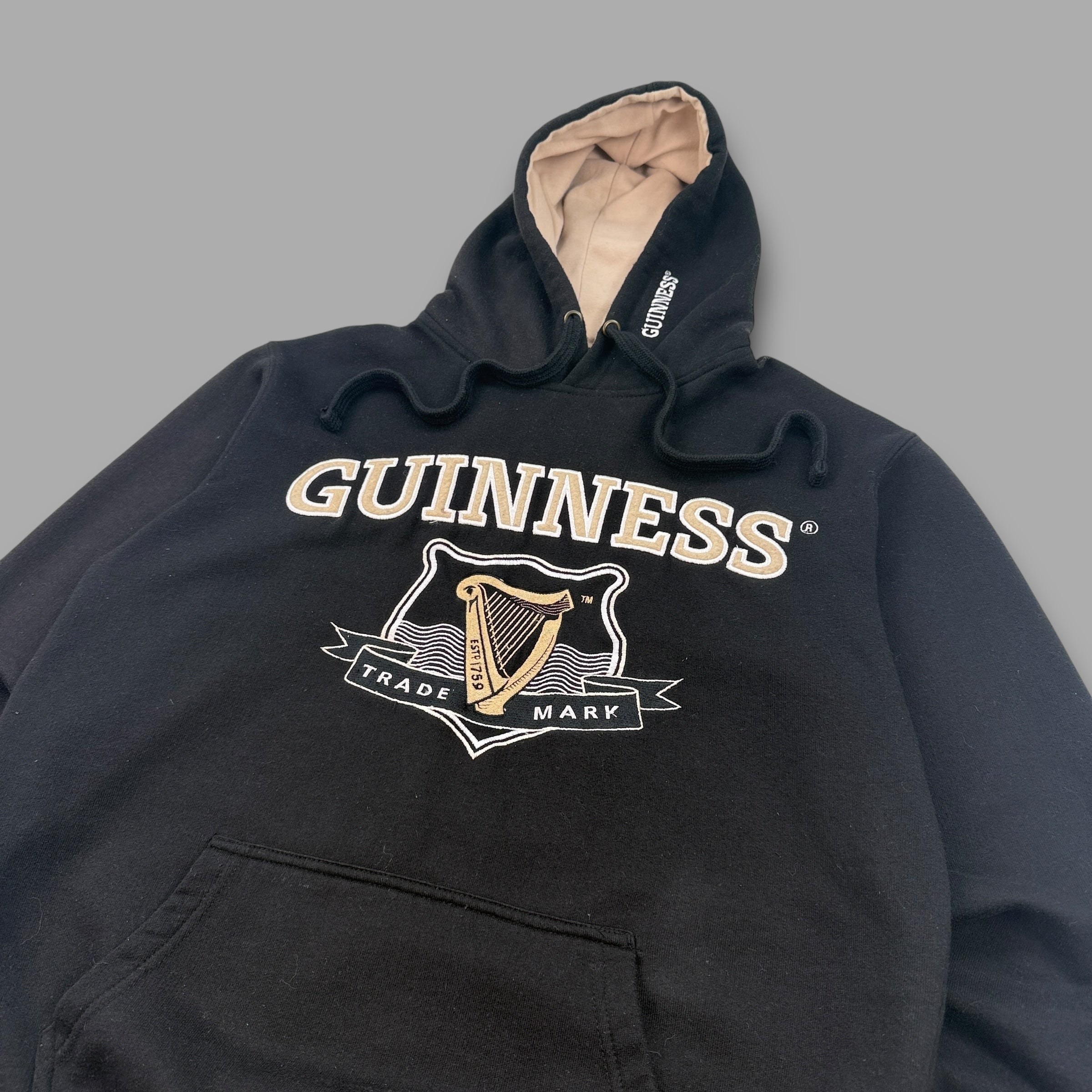 Guiness 2000's pullover embrodiered spellout hoodie (S)