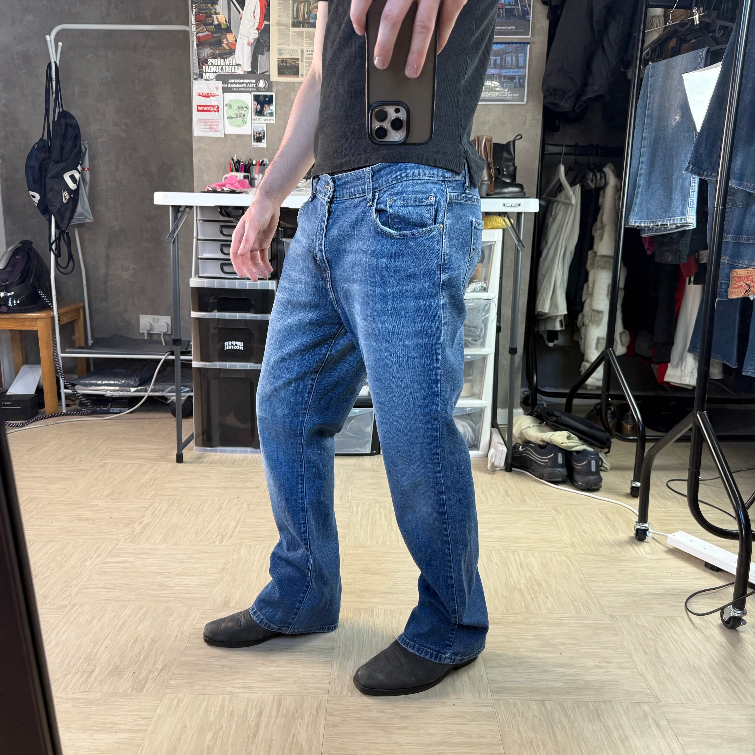 Levi's 2000's denim bootcut jeans (S)