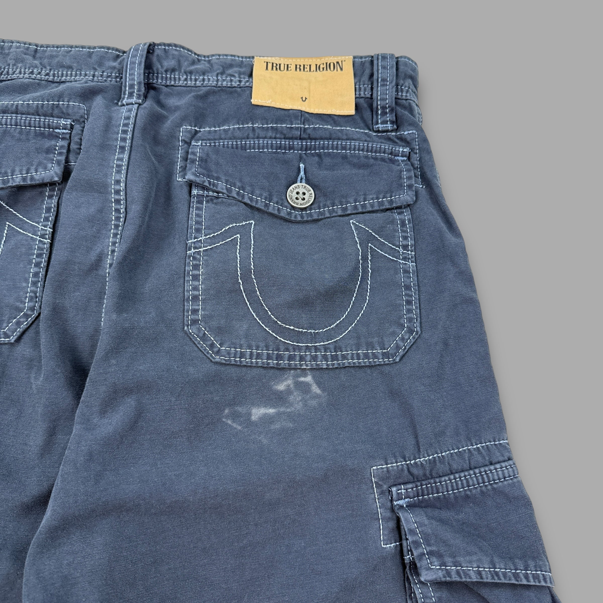 True religion 2000's embroidered baggy shorts (S)