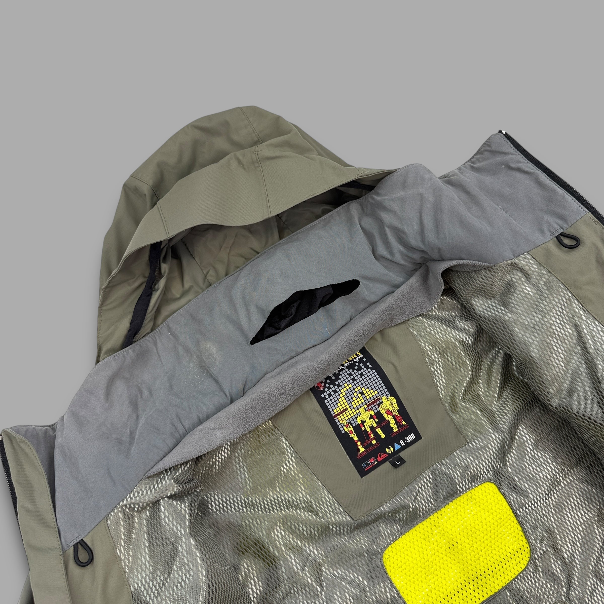 Quiksilver endurance series 2000's technical multi-pocket panelled ski jacket (L)