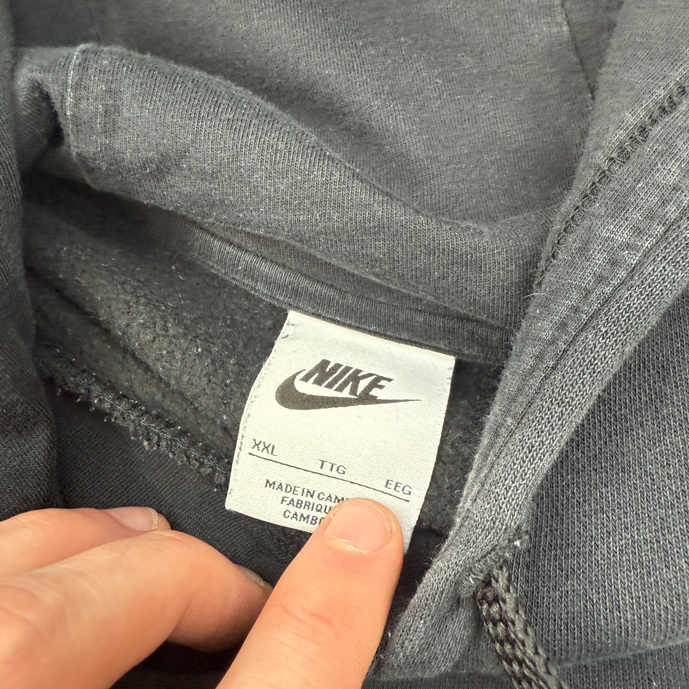 Nike 2000's graphic centre swoosh pullover hoodie (XXL)
