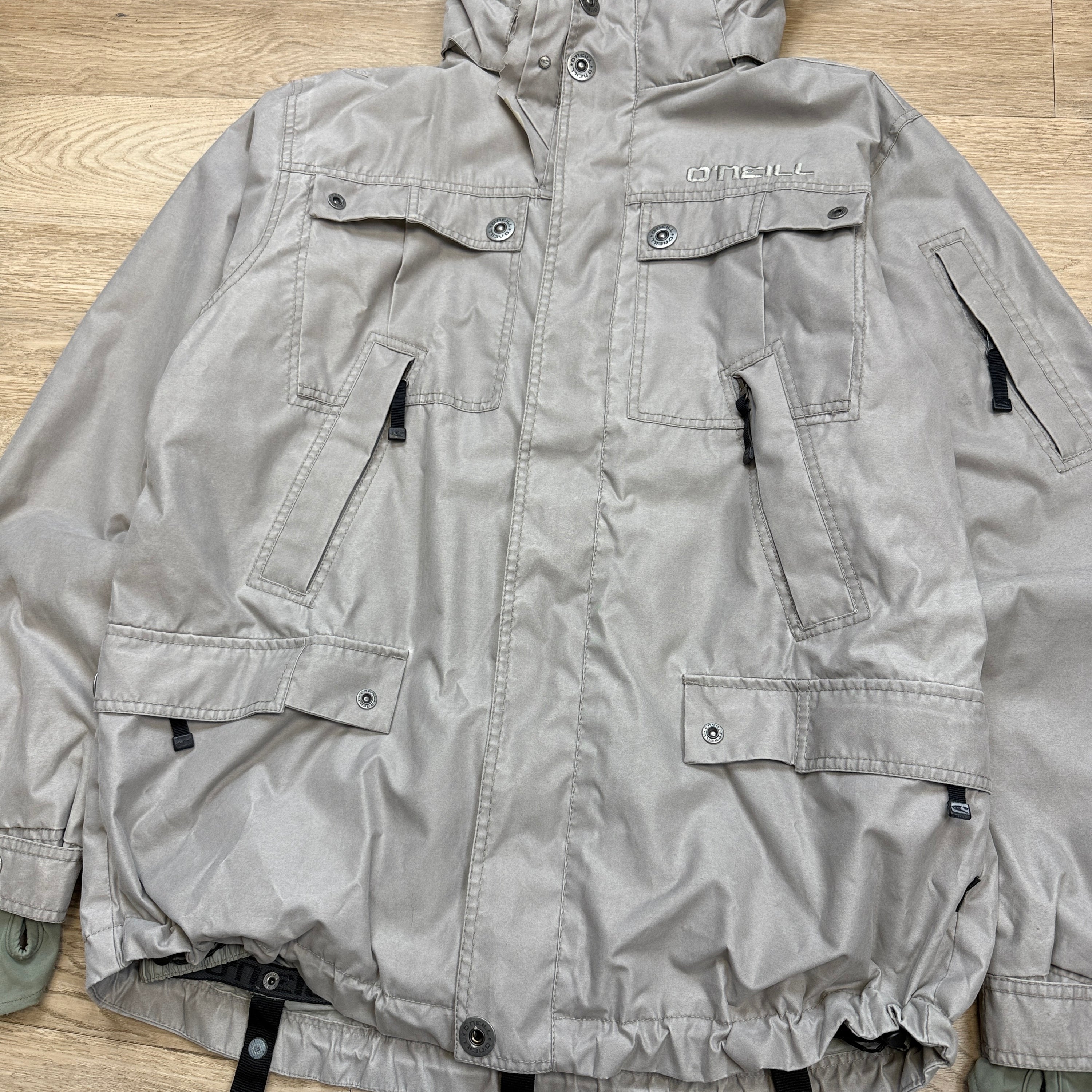 O'Neill 2000's technical multi-pocket vented parka ski jacket (XL)