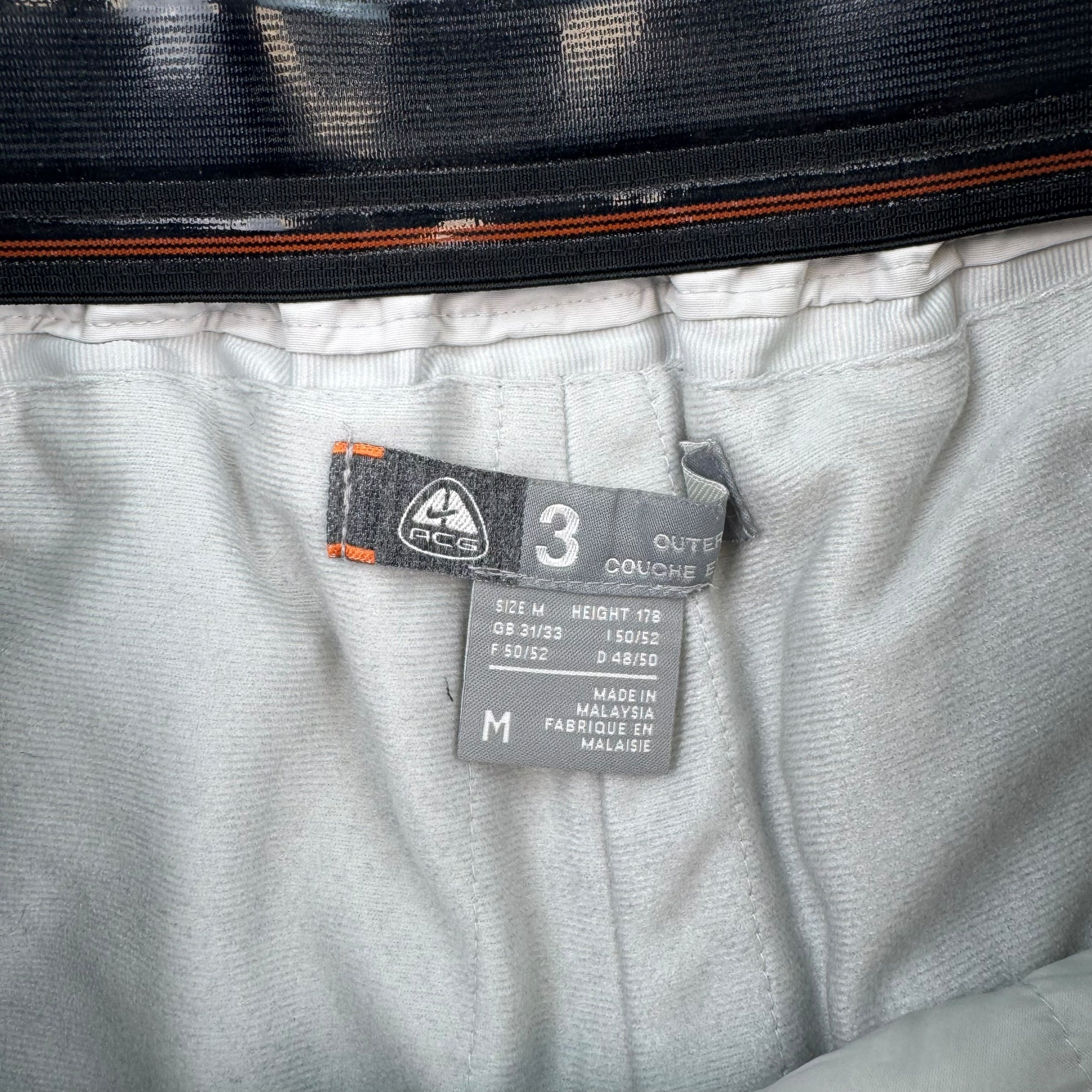 Nike ACG 2000's technical baggy cargo ski sallopettes (M)