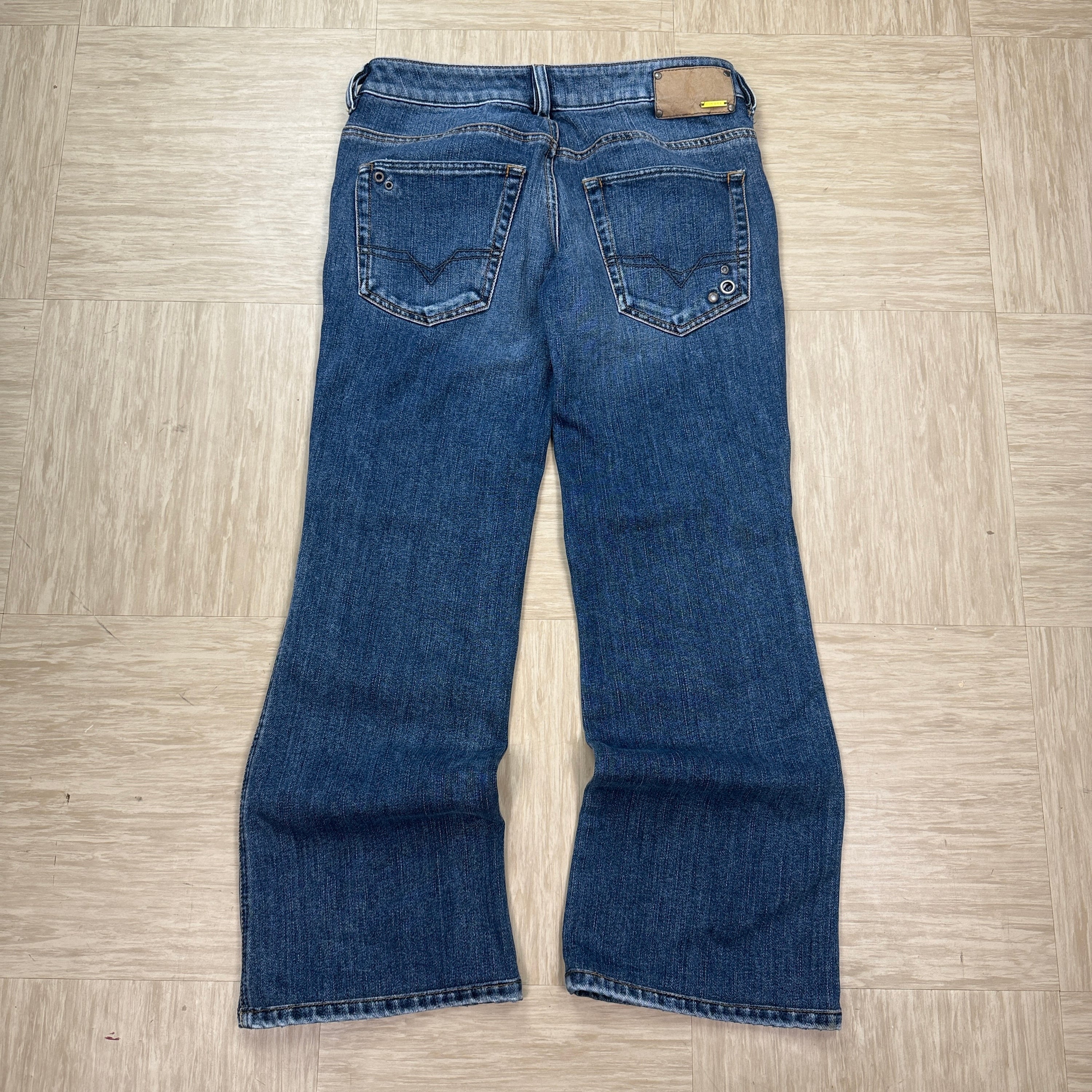 Diesel ryoth-n 2000's low waisted denim bootcut jeans (S)