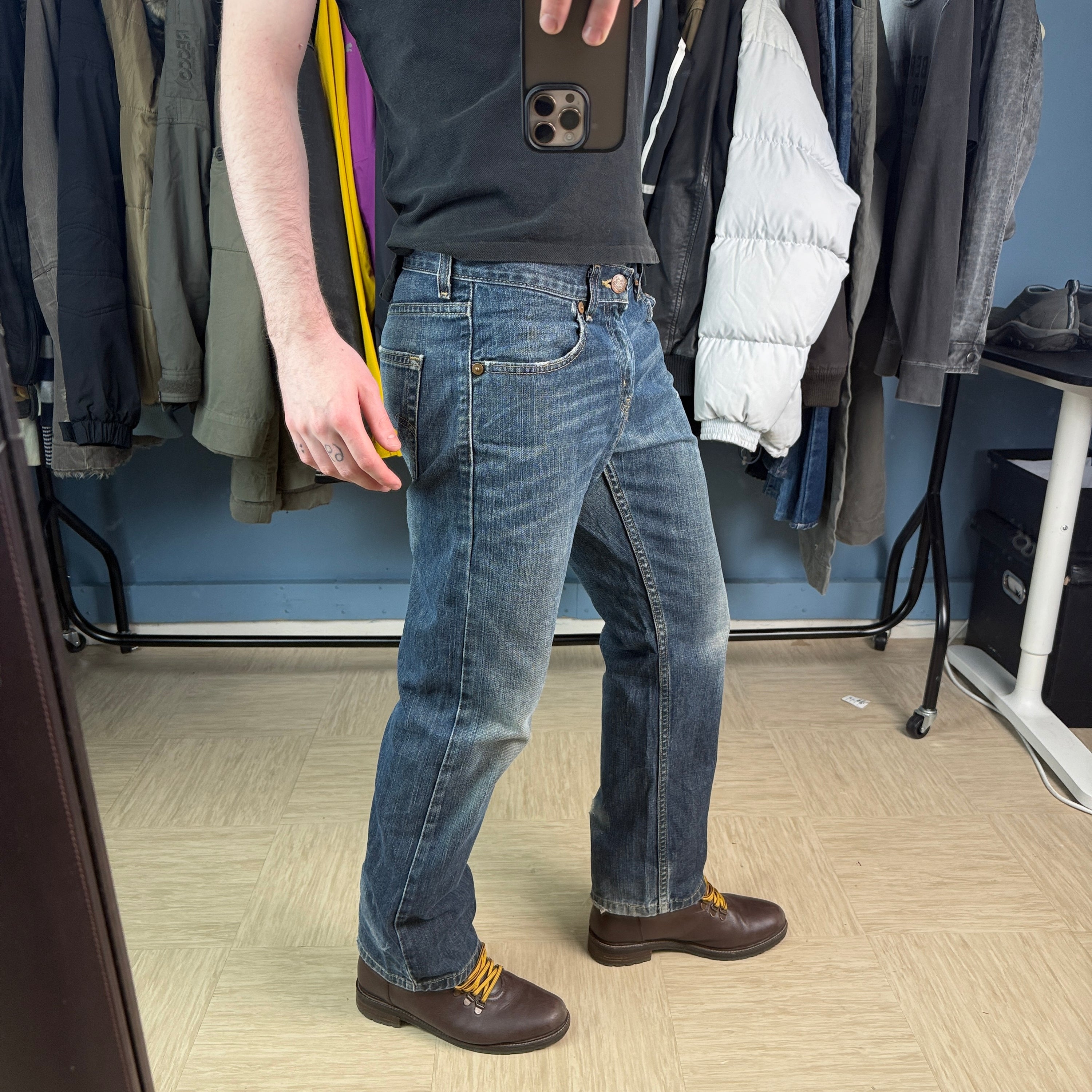 Levi's 514 2000's slim straight fit denim jeans (S)