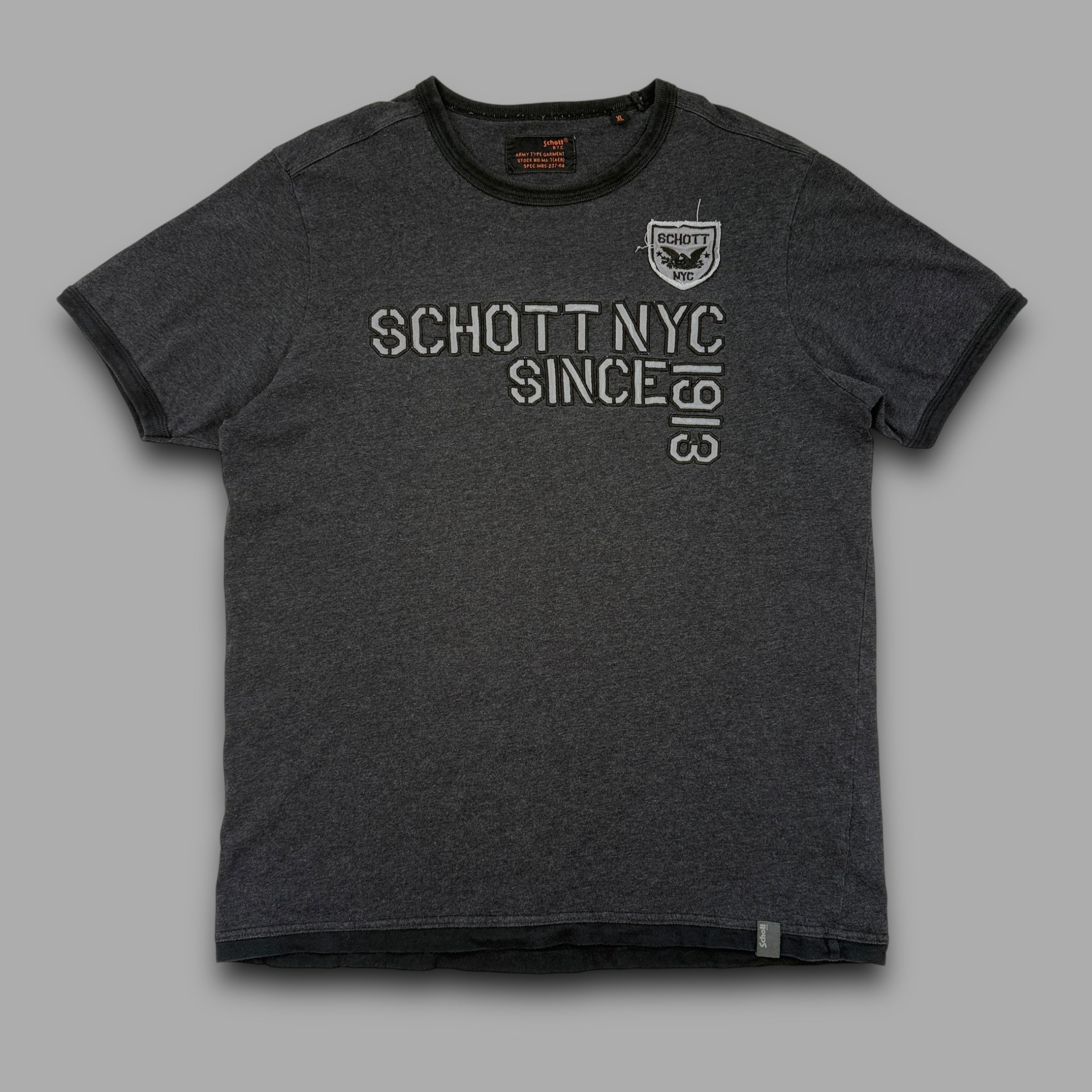 Schott NYC 2000's spellout graphic tee (XL)