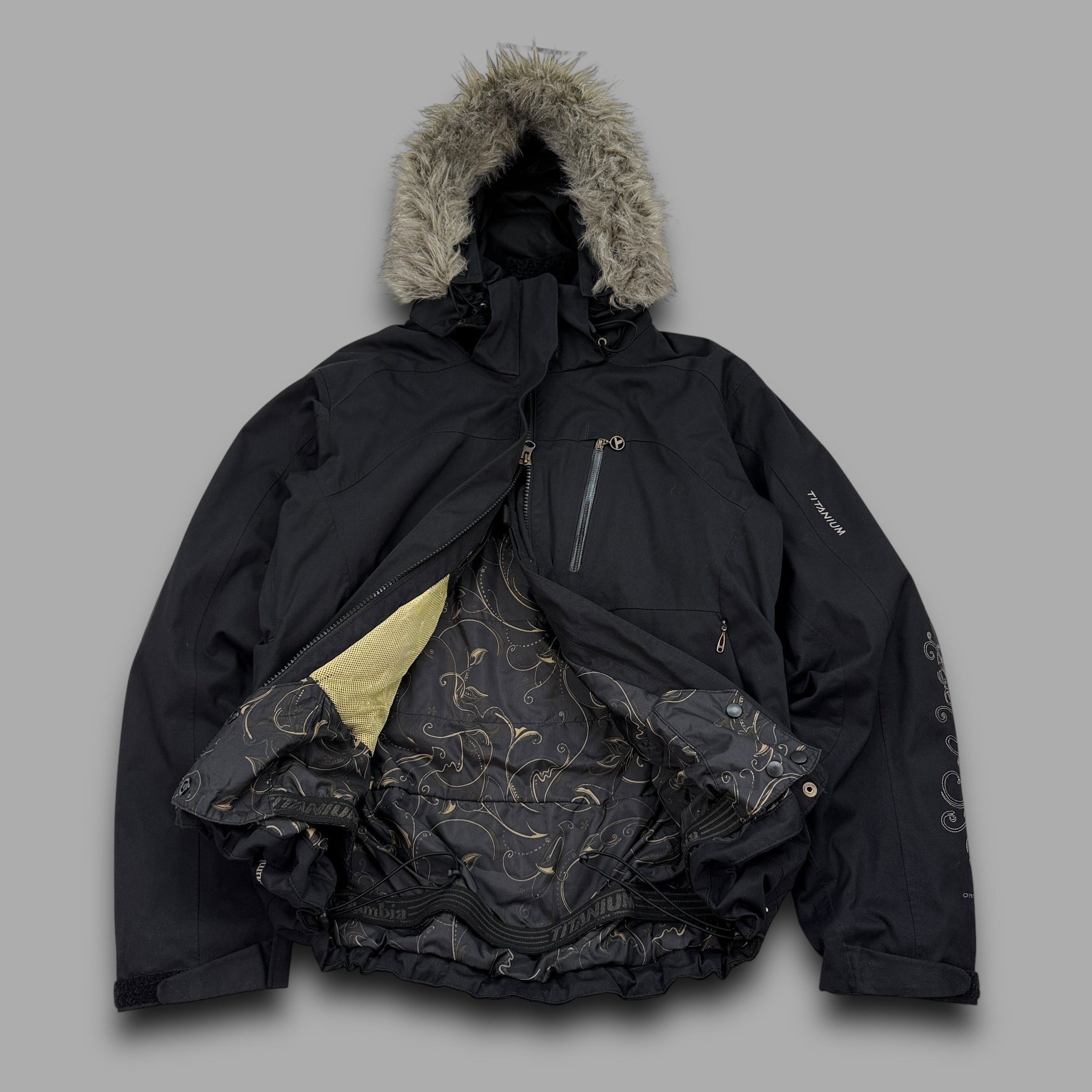 Columbia titanium 2000's technical fur hood waterproof shell jacket (M) wms
