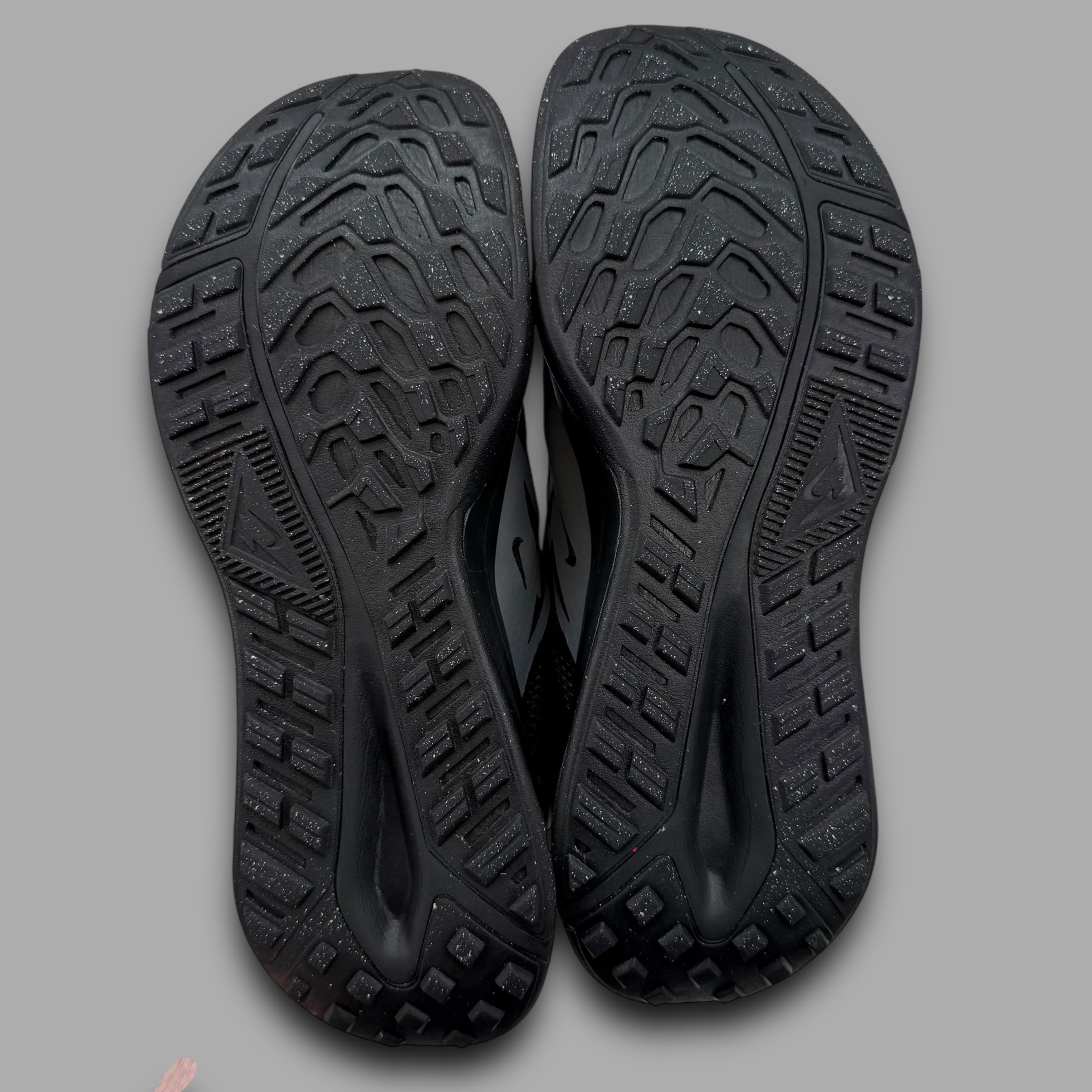 Nike juniper trail 2 gore-tex 'triple black' (UK9)