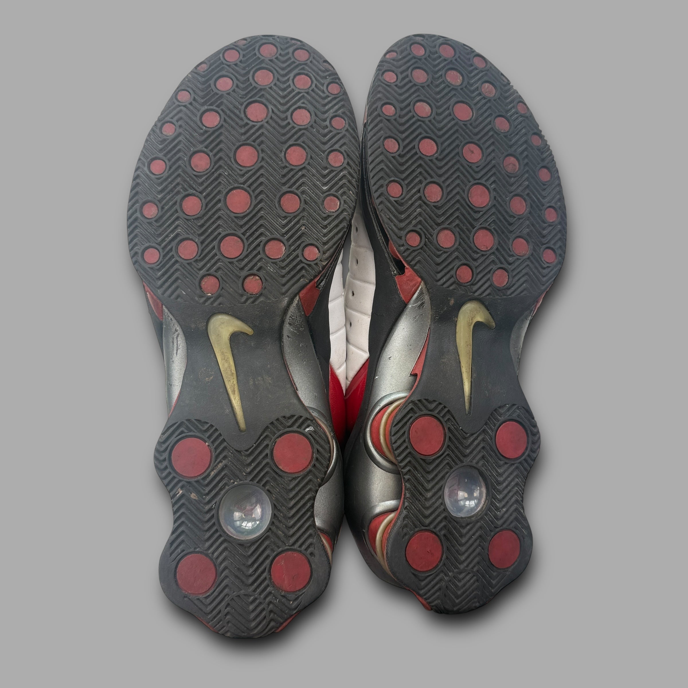 Nike shox x vince carter 2003 (UK9.5)