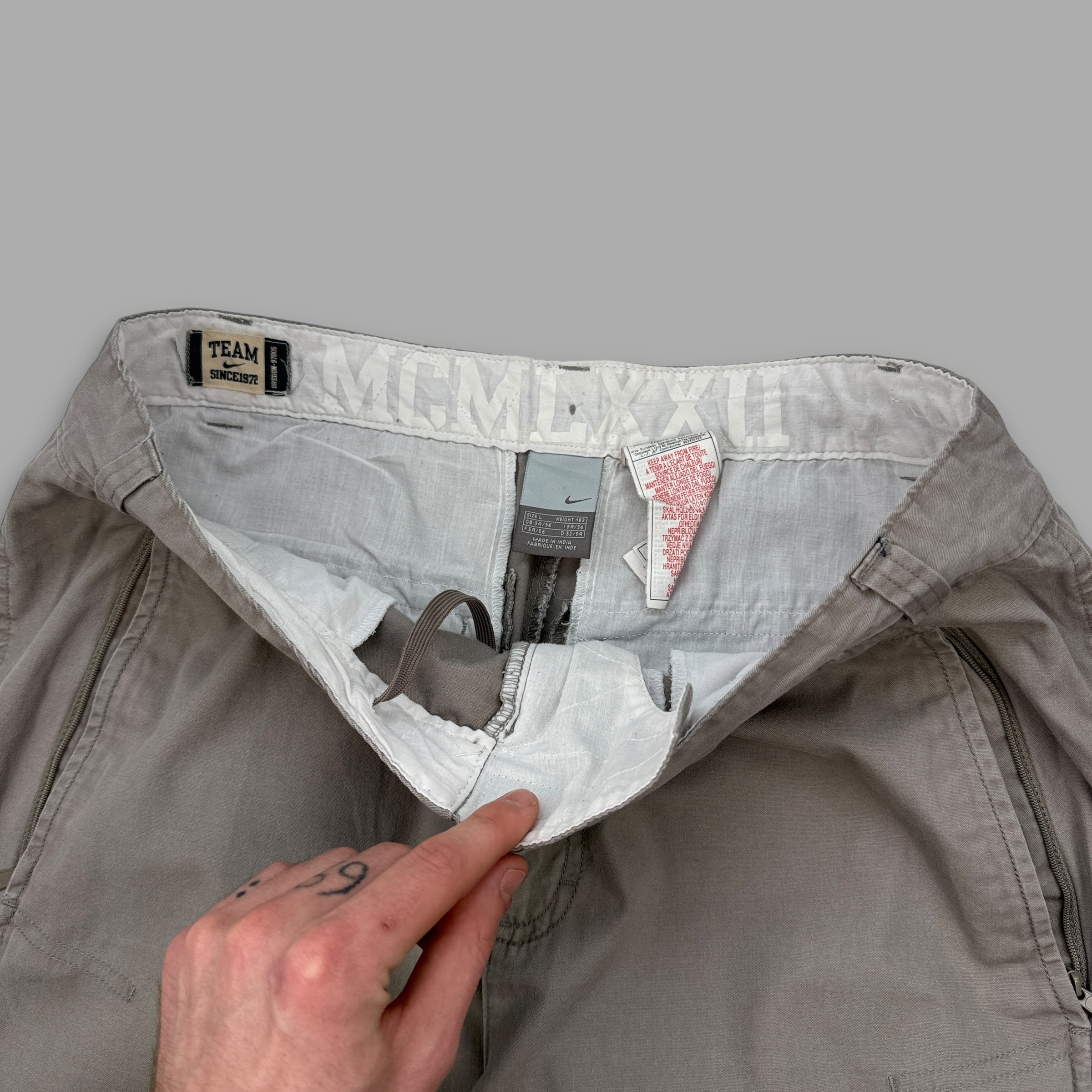Nike 2000's techncial baggy wide leg flight bottoms (L)