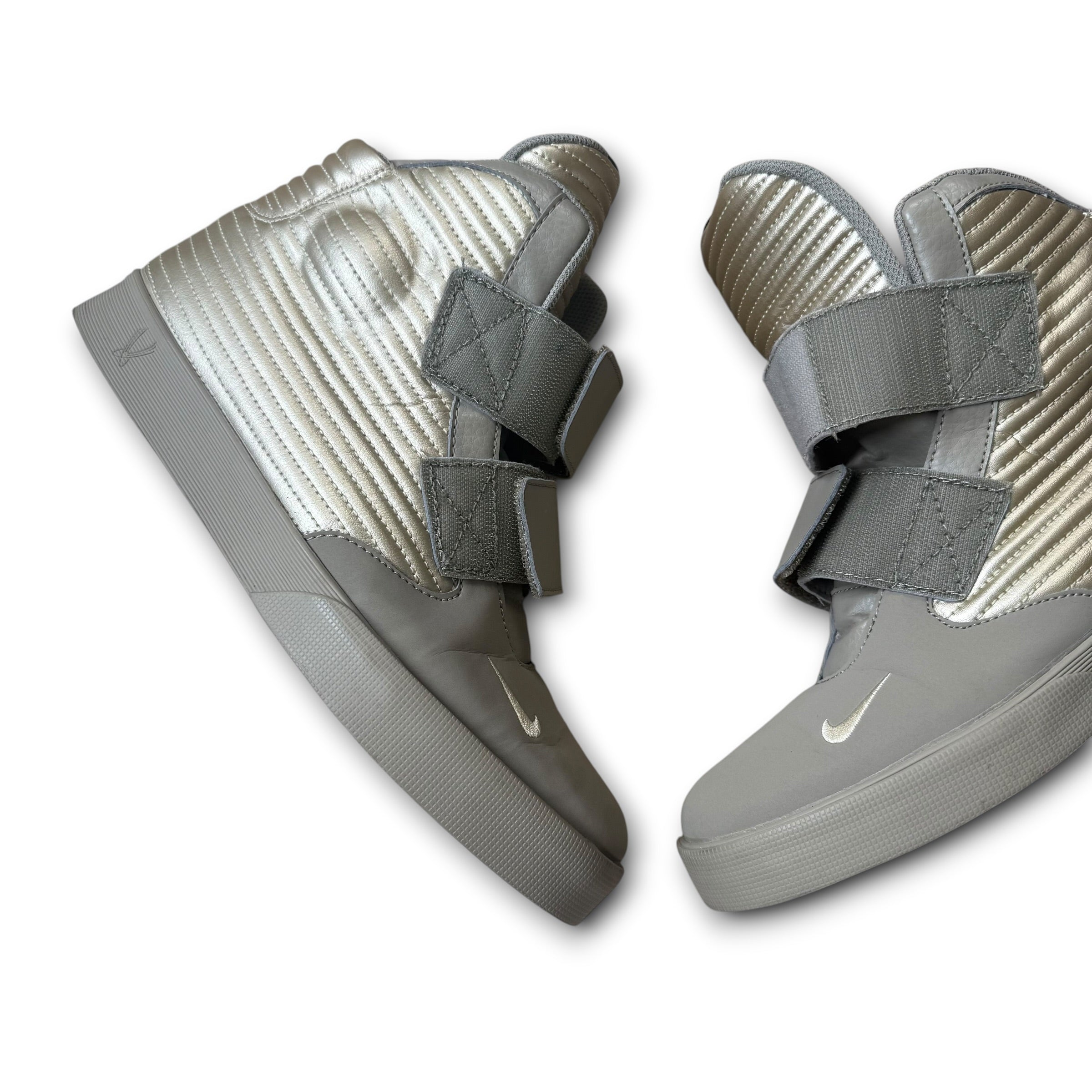 Nike flystepper 2k3 'metallic gold' high tops (UK7.5)