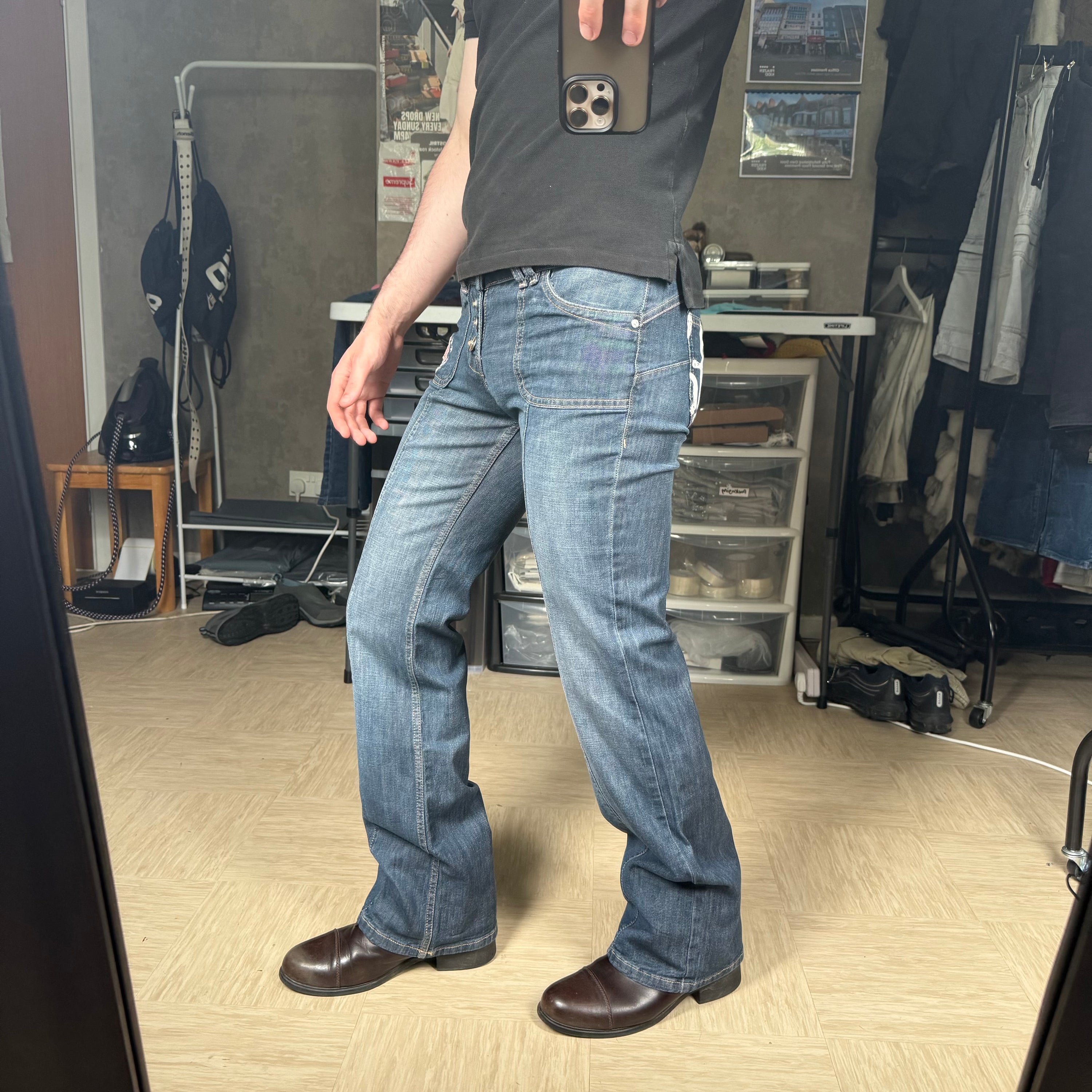 Von Dutch x Bershka graphic relaxed denim bootcut jeans (M) wms
