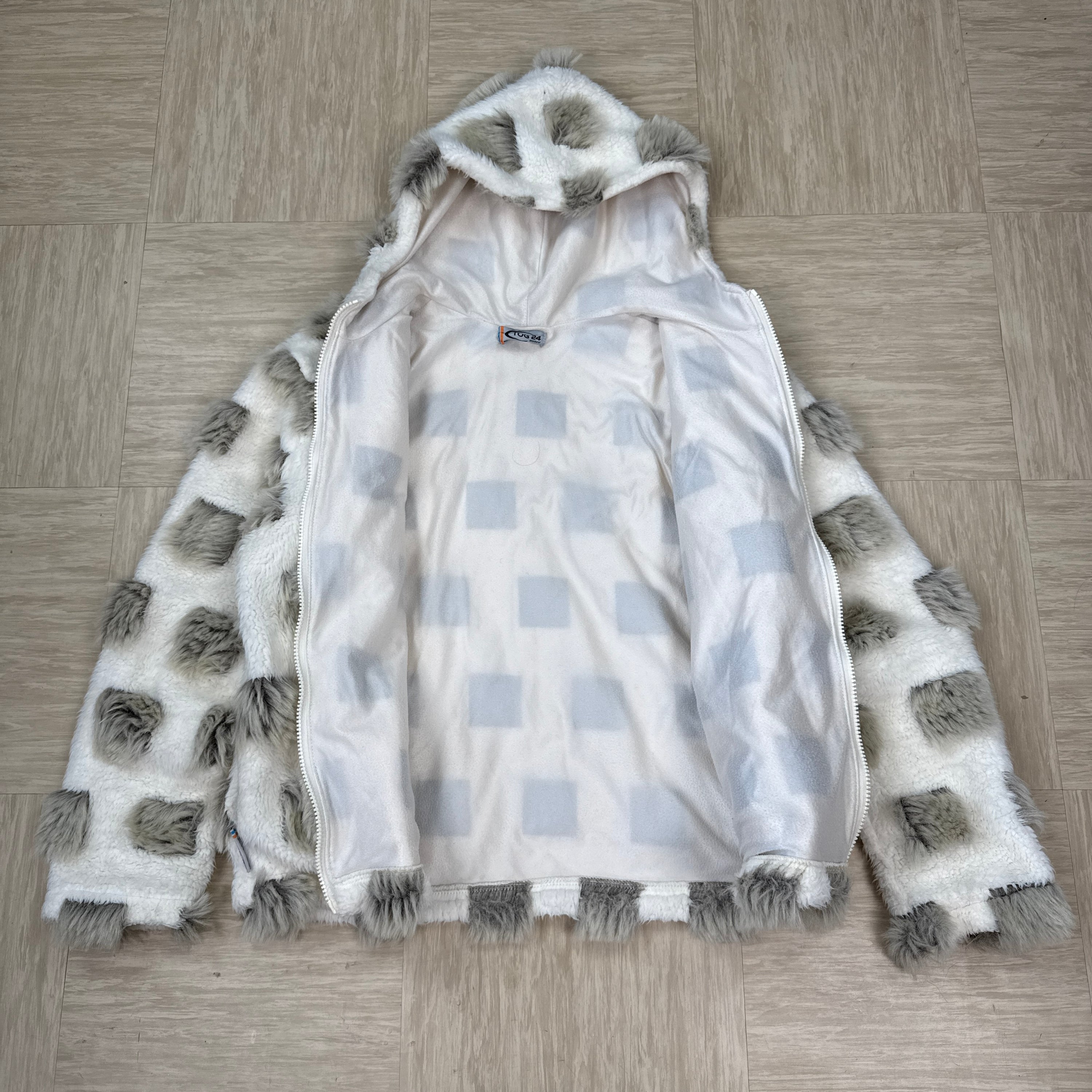 Tog24 2000's faux fur block yeti jacket (M)