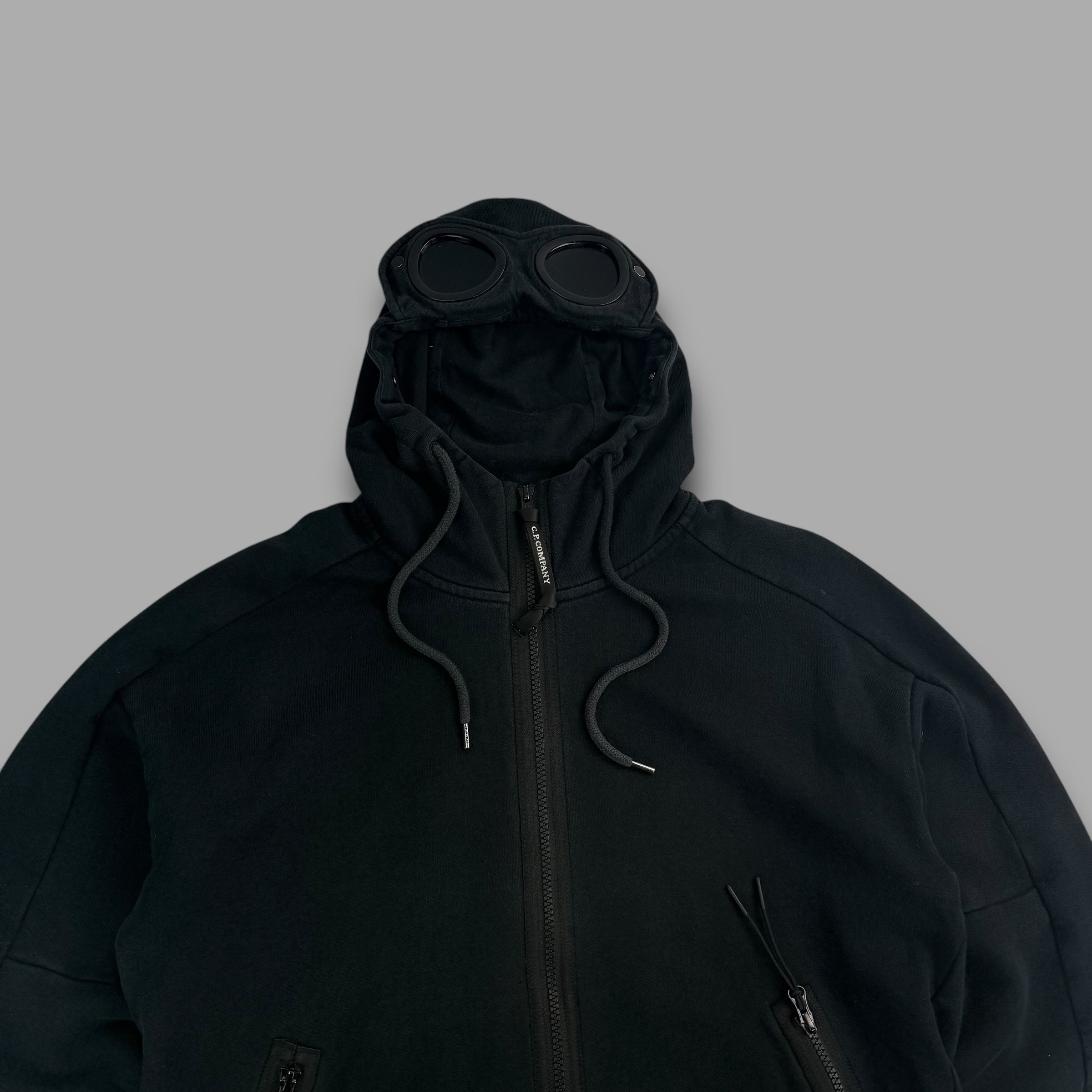 CP Company goggle hoodie (M)