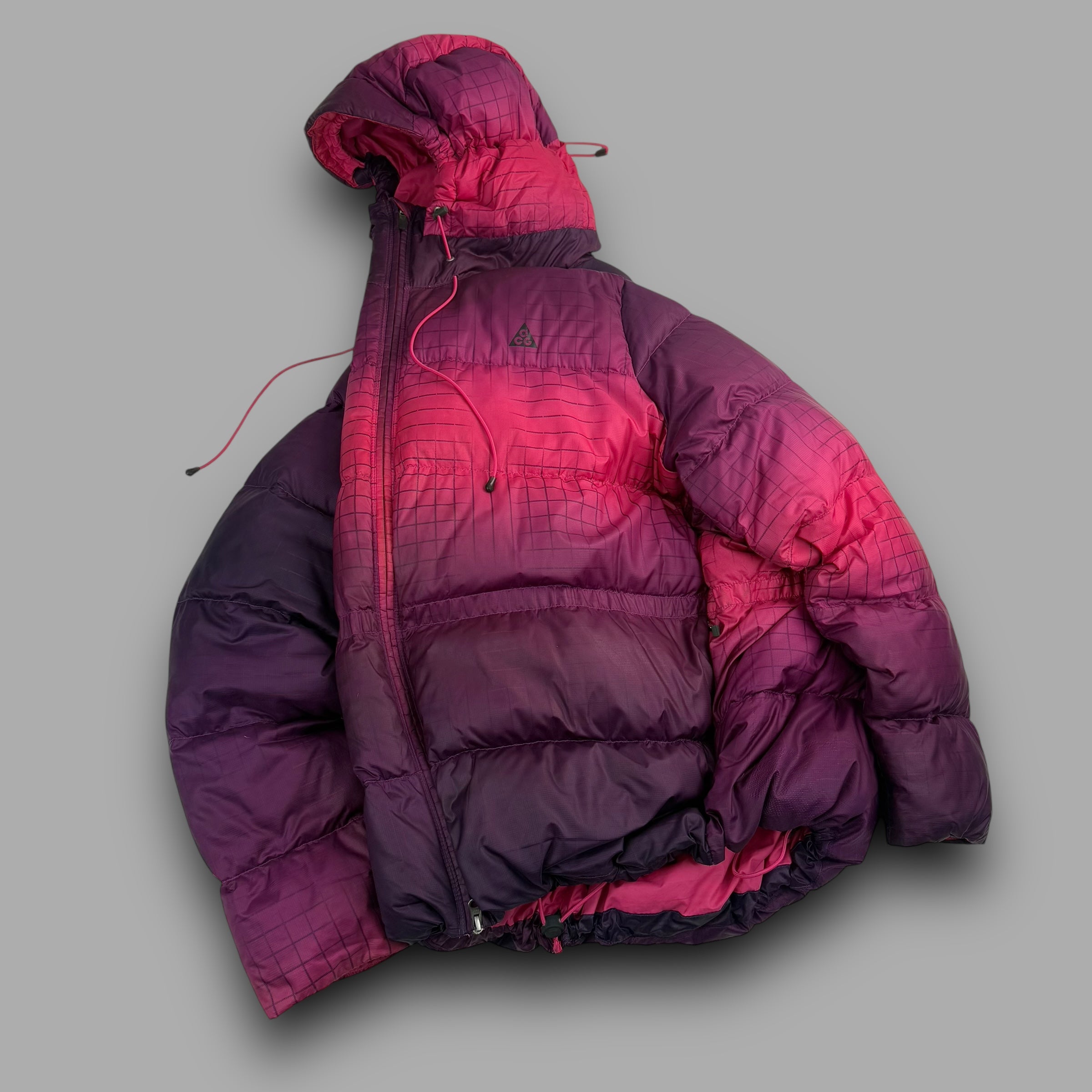 Nike ACG 2000's technical 800 down filled gradient plaid puffer