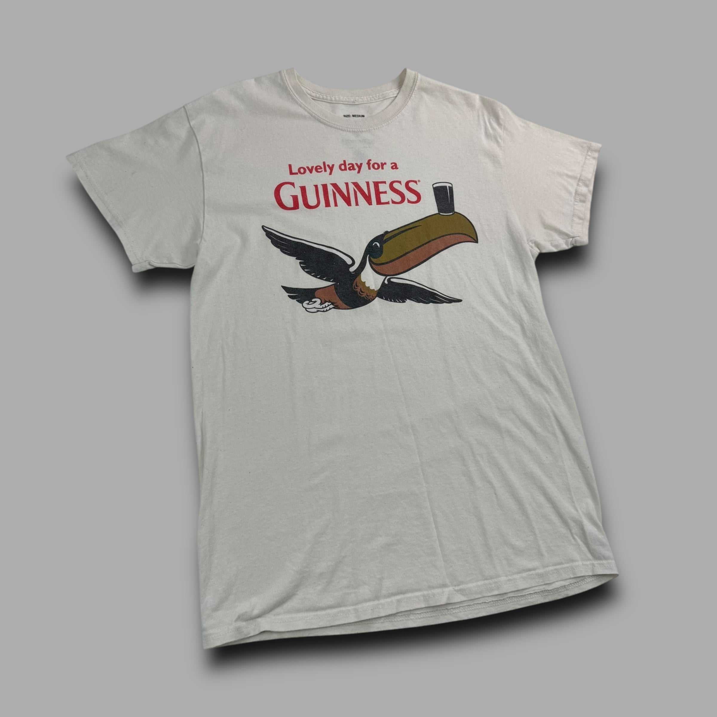 Guinness official 'lovely day for a Guinness' tee (M)