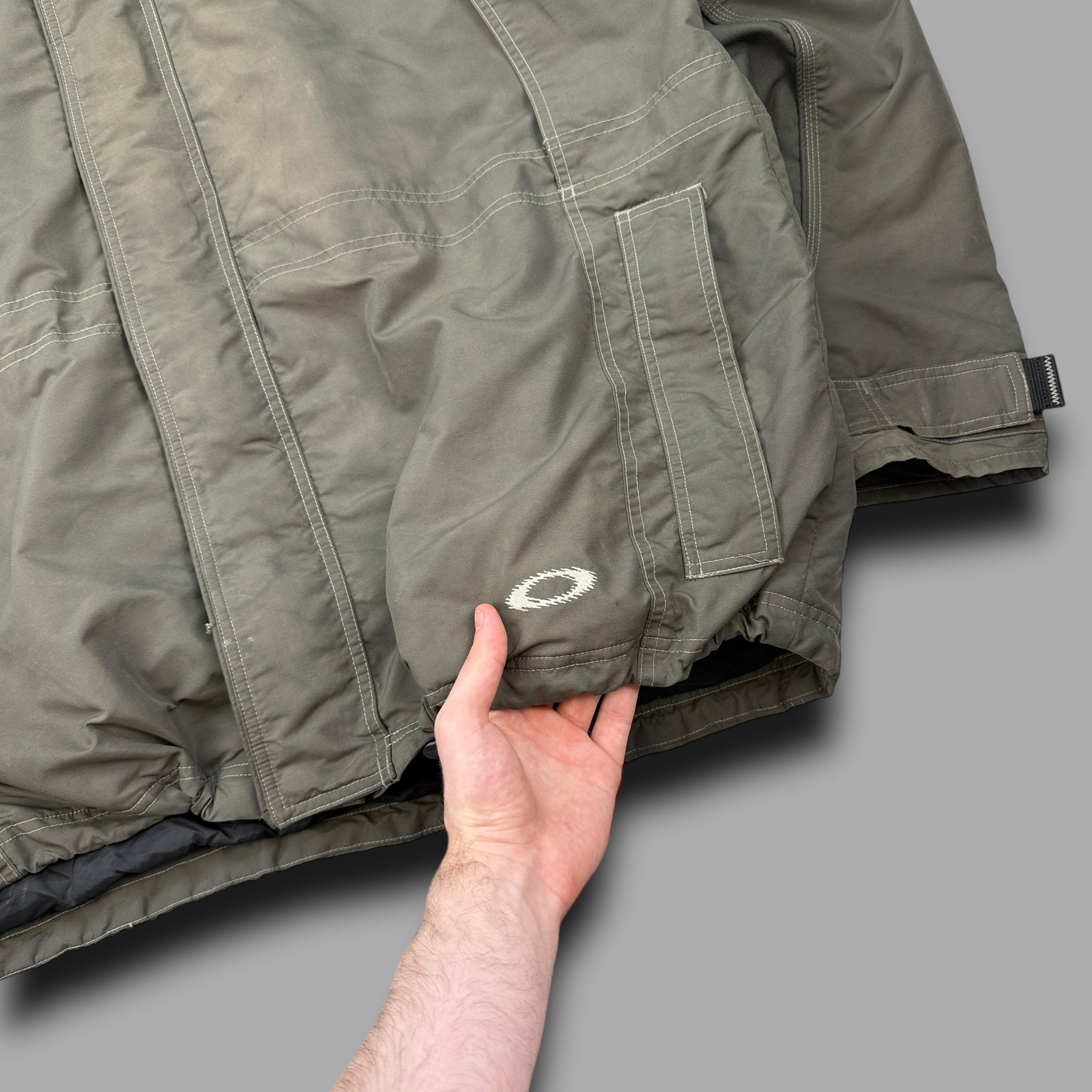 Oakley software 2000's technical multi-pocket contrast stitch ski jacket (XXL)
