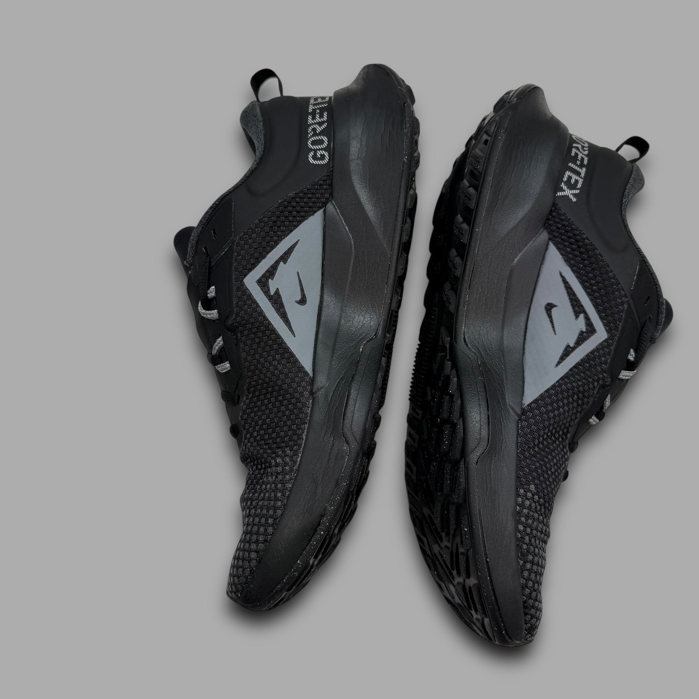 Nike juniper trail 2 gore-tex 'triple black' (UK9)