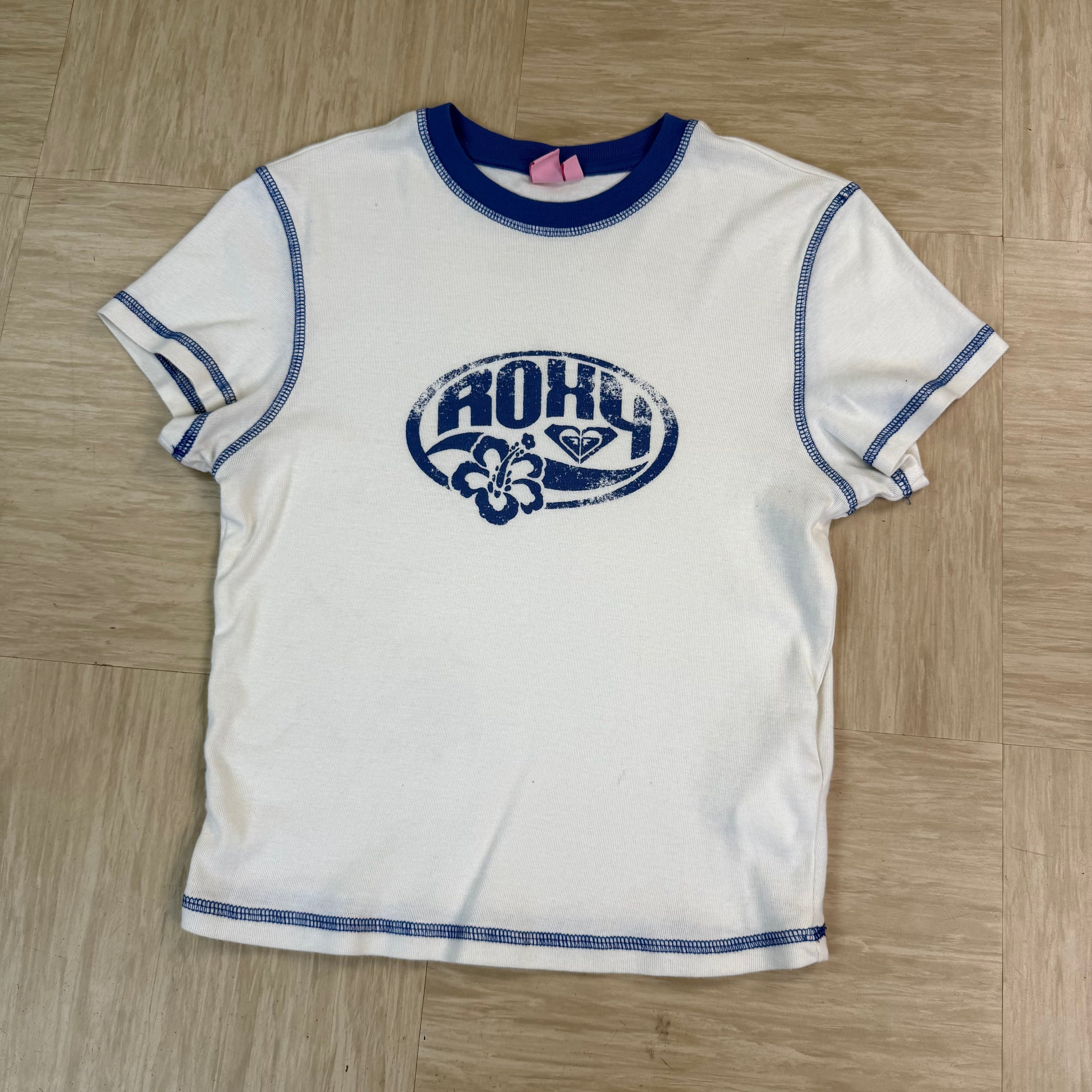 Roxy x Quiksilver 2000's contrast stitch fitted tee (S-M)