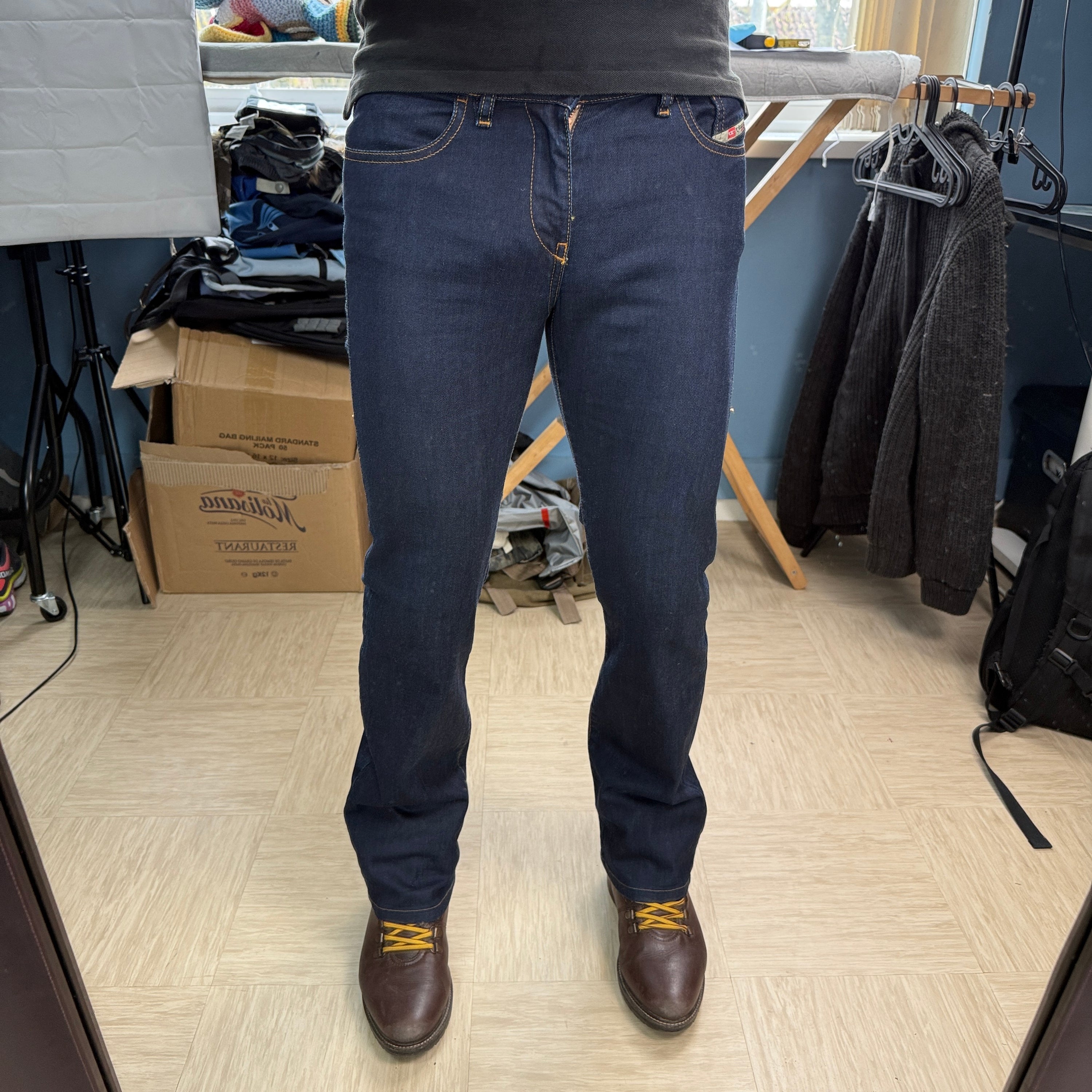 Diesel 2000's dark regular slim bootcut jeans (S)