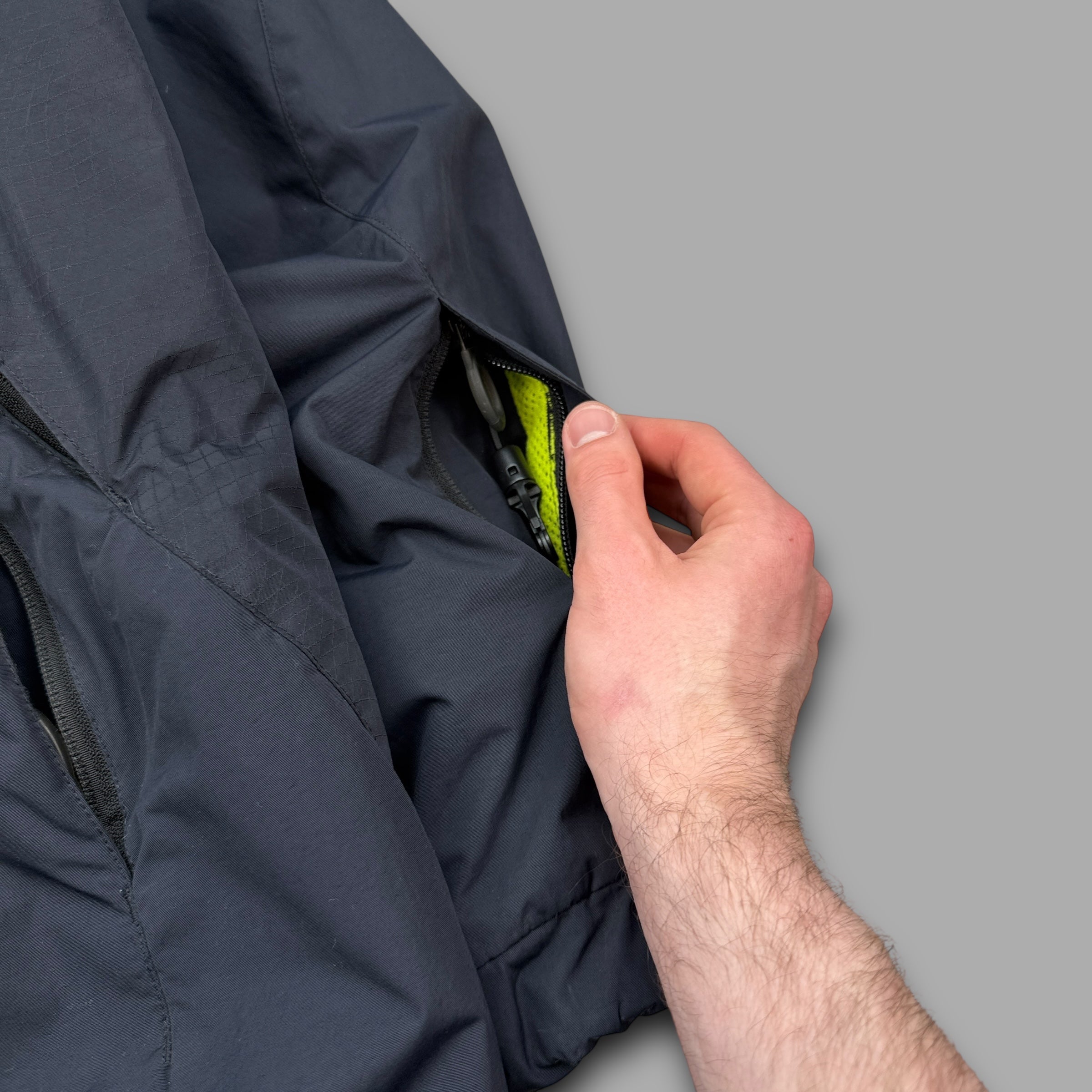 Oakley road fuel 2005 technical vented ski jacket (L)