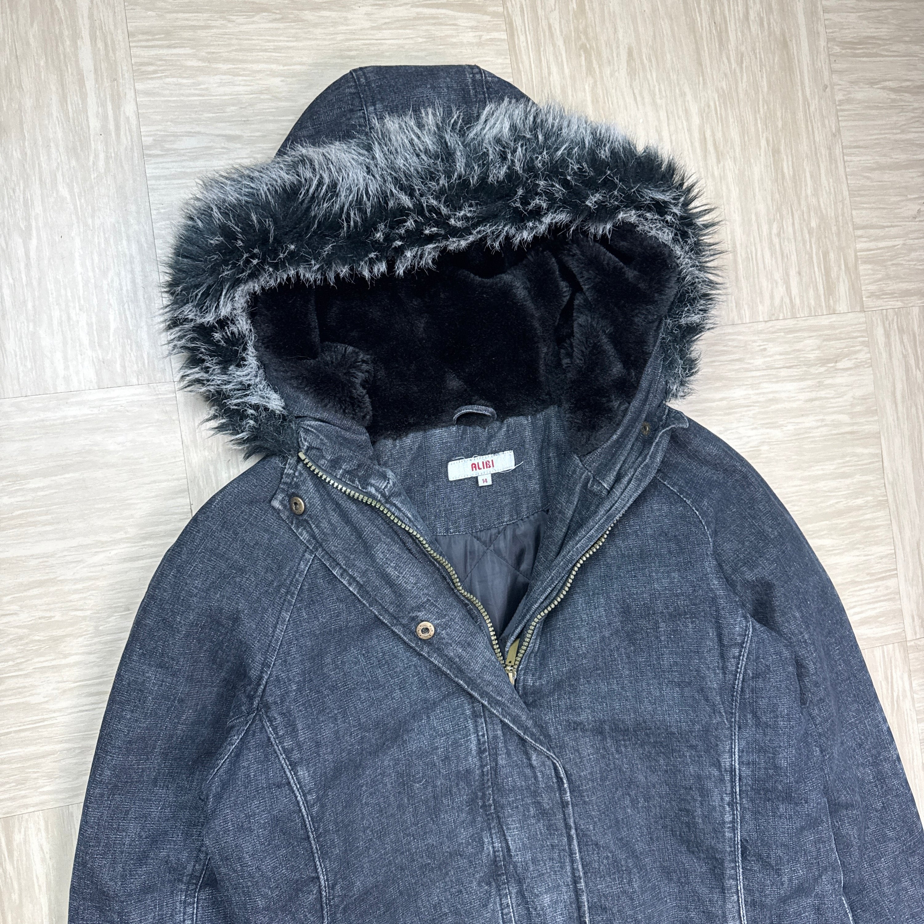 Alibi 1990's cropped zip up denim faux fur hooded jacket (S)