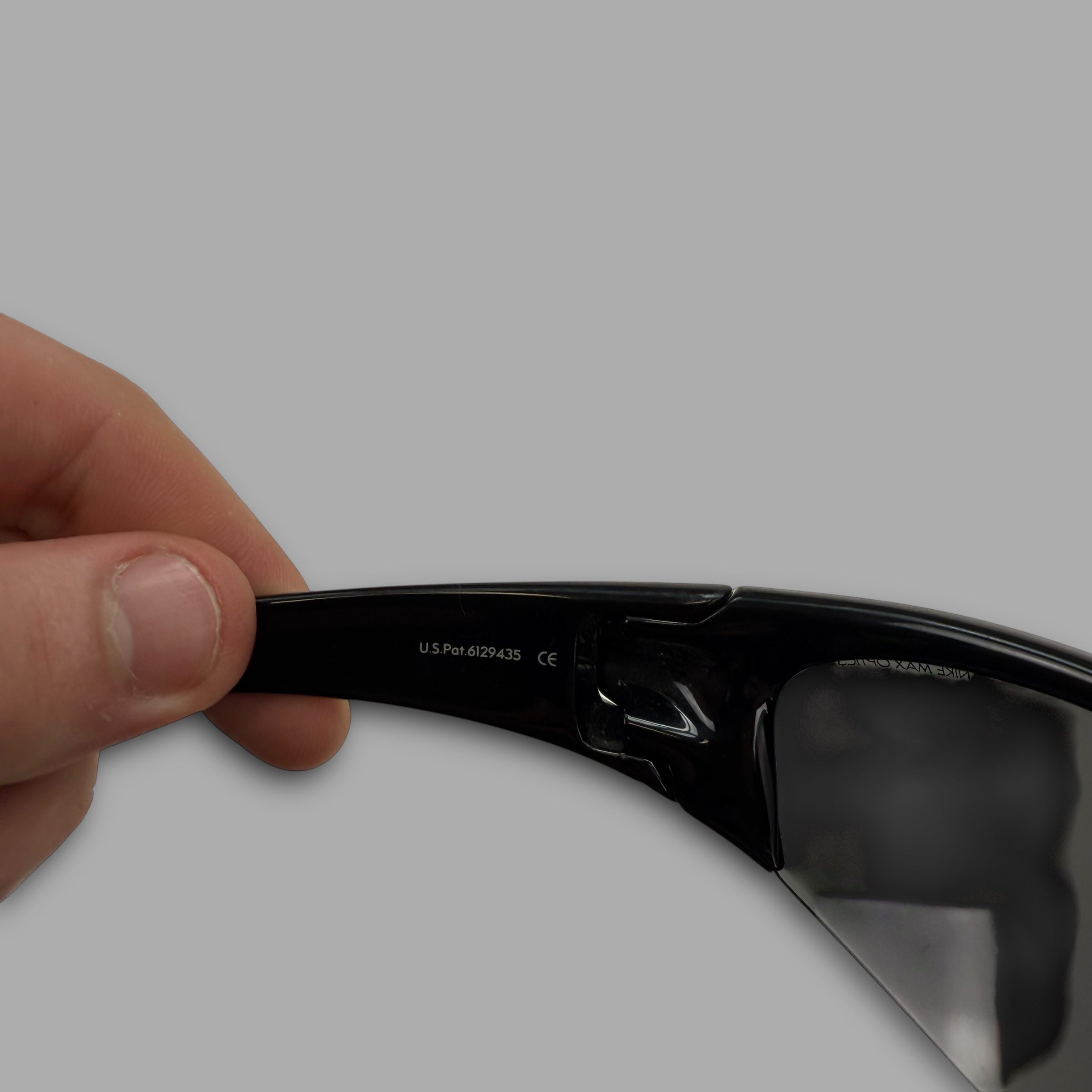 Nike 2000's undermine wrap around sunglasses (OS)
