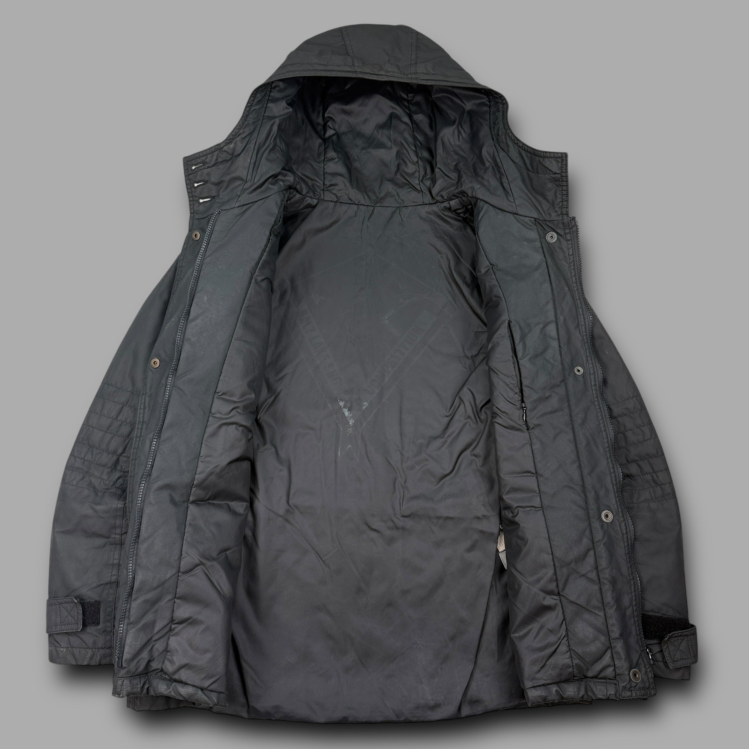 Dolce and gabanna 2000's technical multi-pocket nylon parka jacket (S-M)