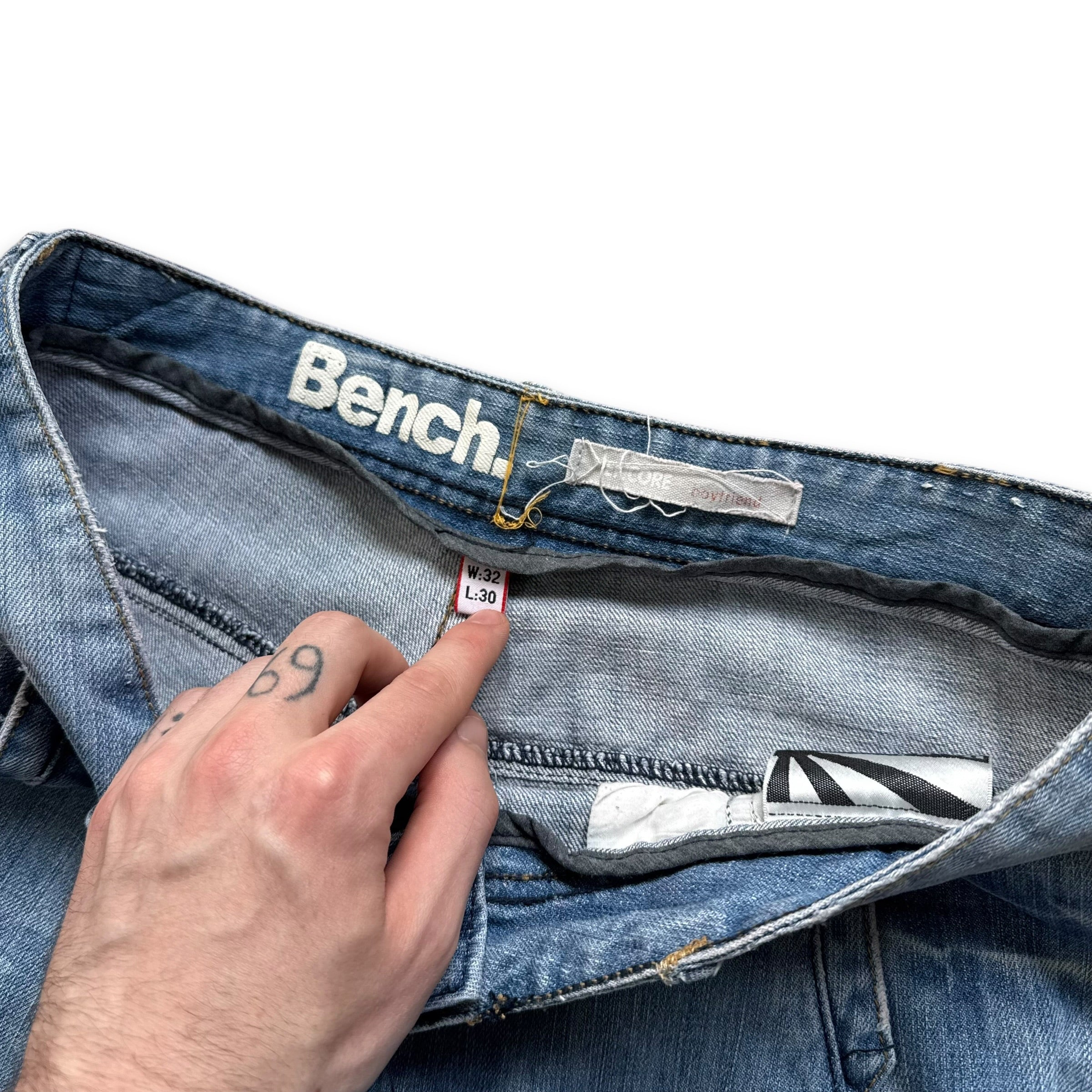 Bench 2000's button fly encore boyfriend fit denim jeans (S)