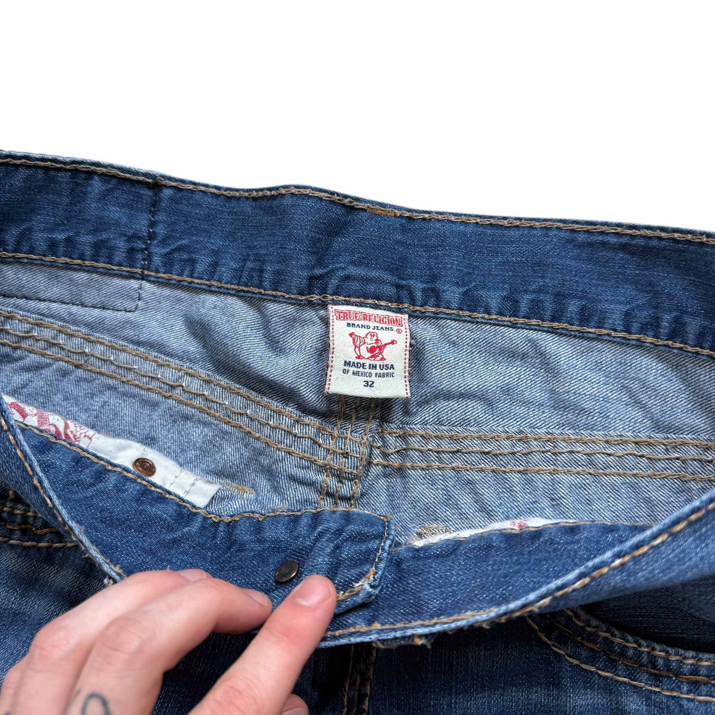 True religion 2000's big contrast stitch denim bootcut jeans (M)