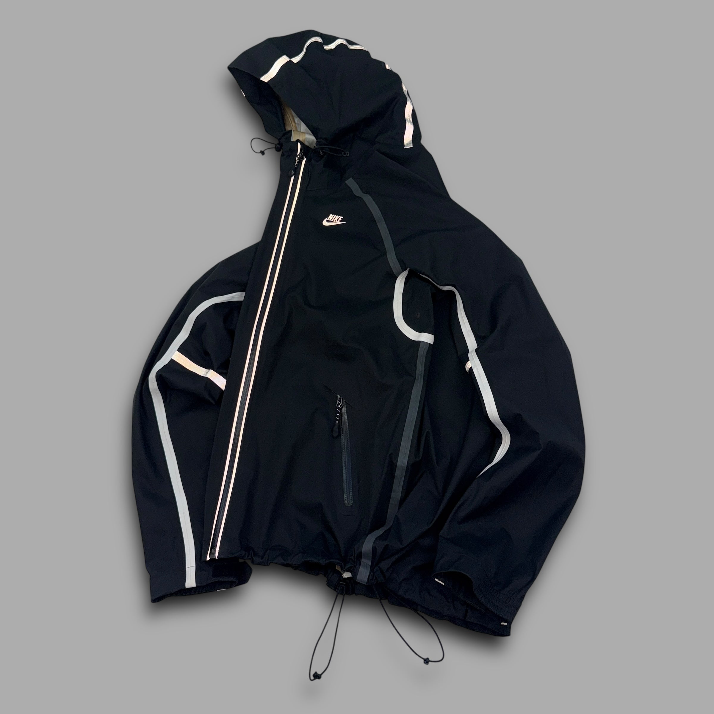 Nike 2000's technical taped seams reflective softshell jacket (S)
