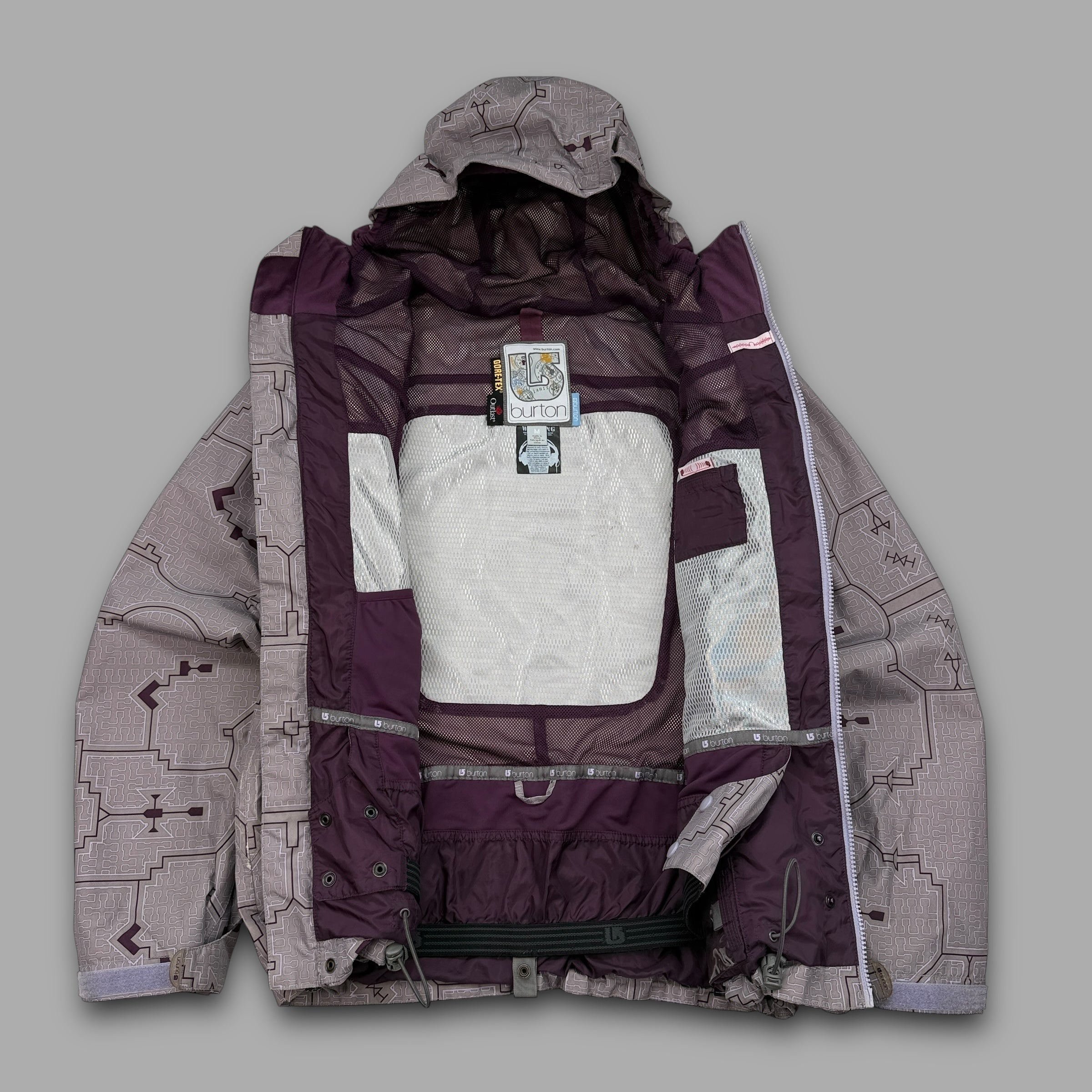 Burton gore-tex 2000's technical magnetic closure monogram ski jacket (S)